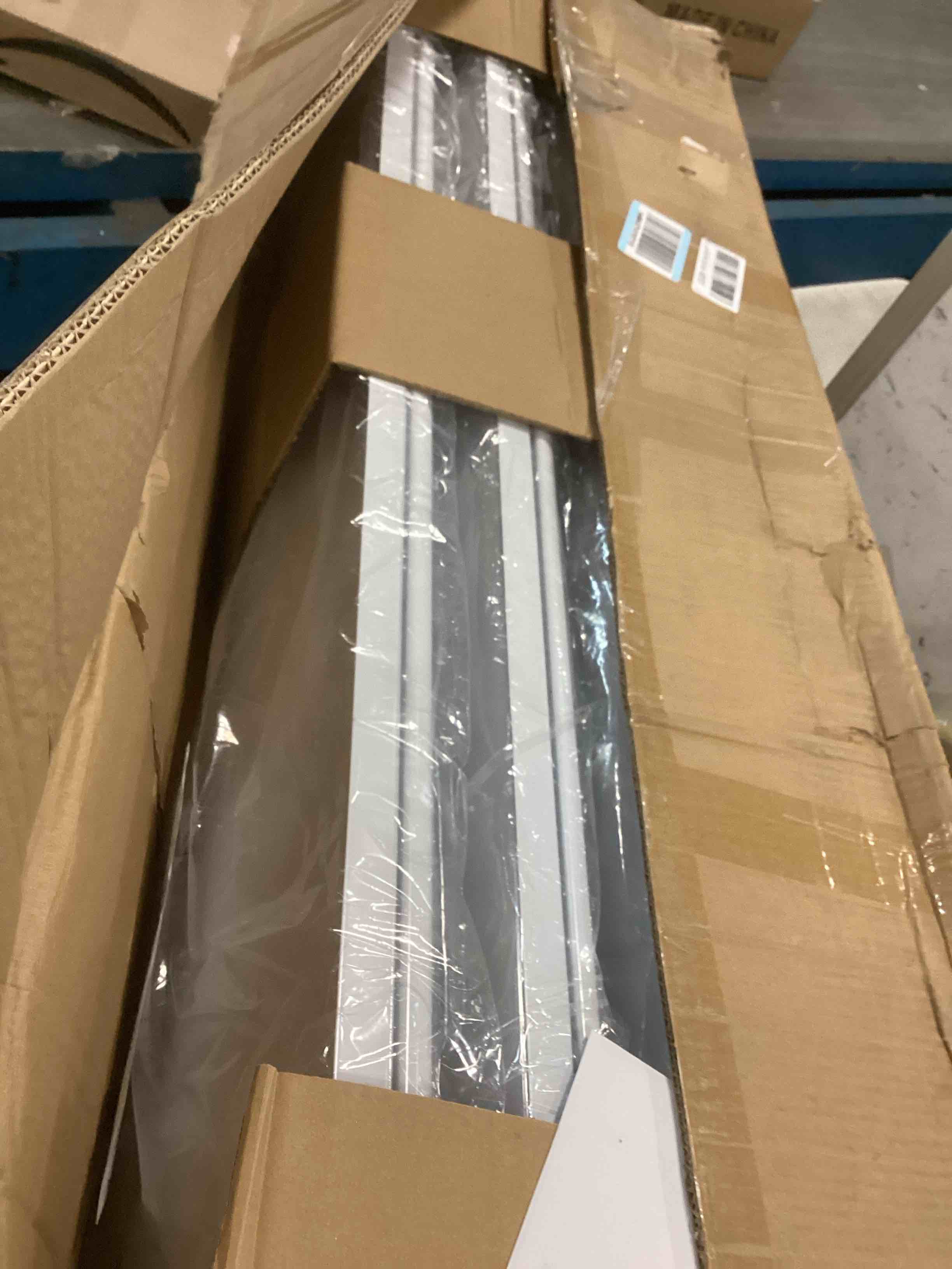 https://s3.amazonaws.com/lotting-images-prod/bidfta/TEA1734023_1733759871433.jpeg