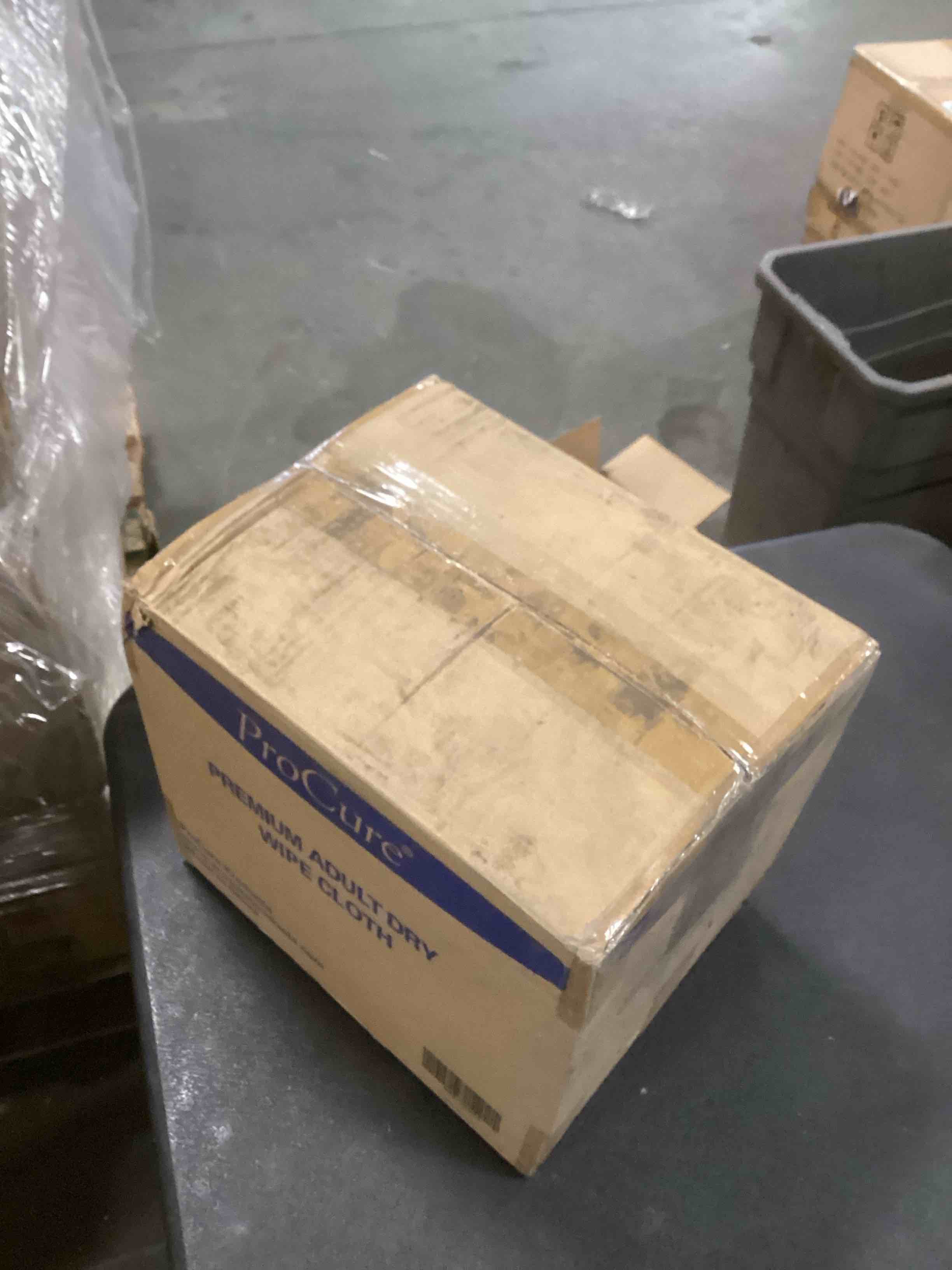 https://s3.amazonaws.com/lotting-images-prod/bidfta/TEA1734375_1733860276207.jpeg