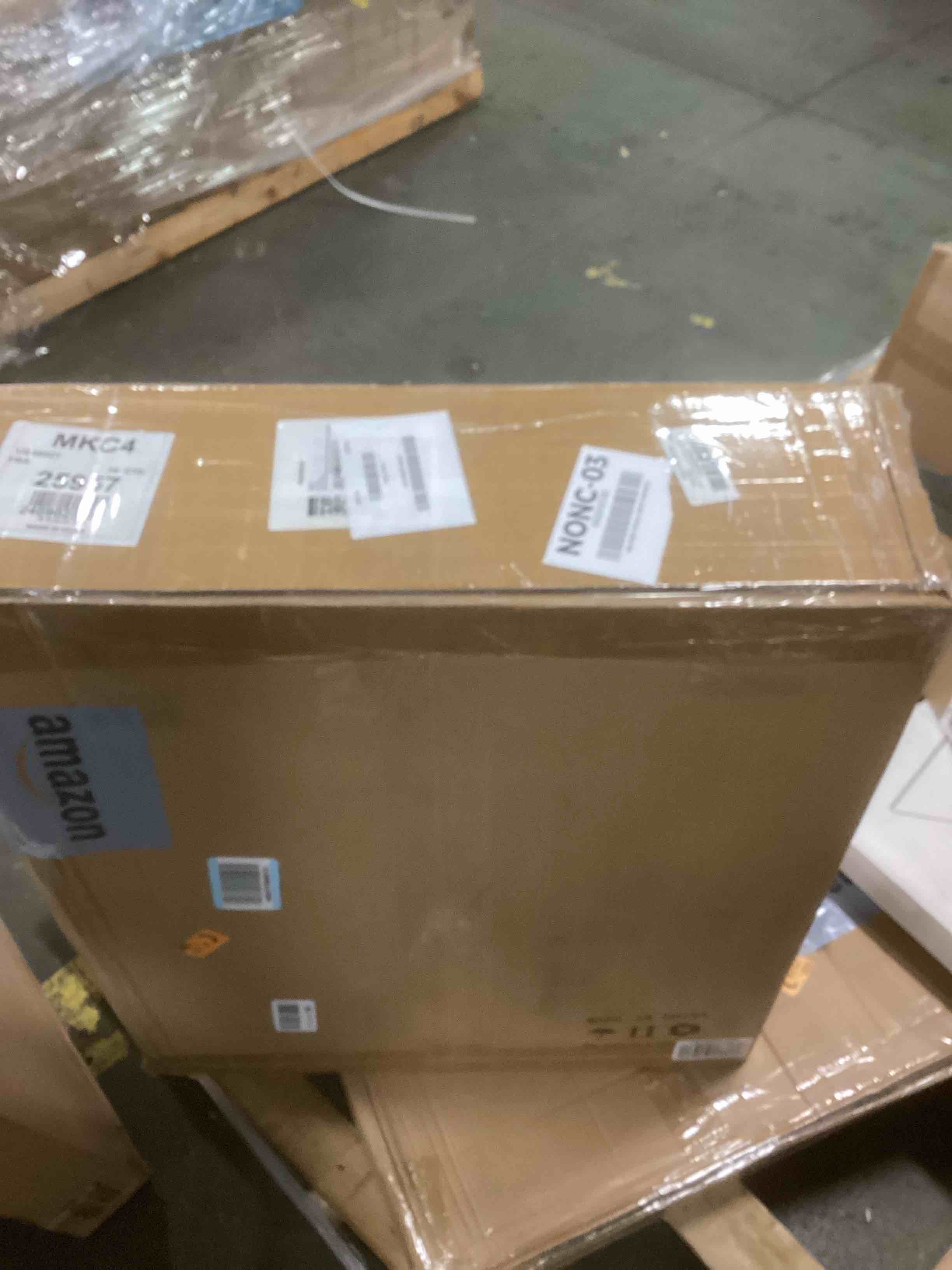 https://s3.amazonaws.com/lotting-images-prod/bidfta/TEA1734855_1734095190675.jpeg
