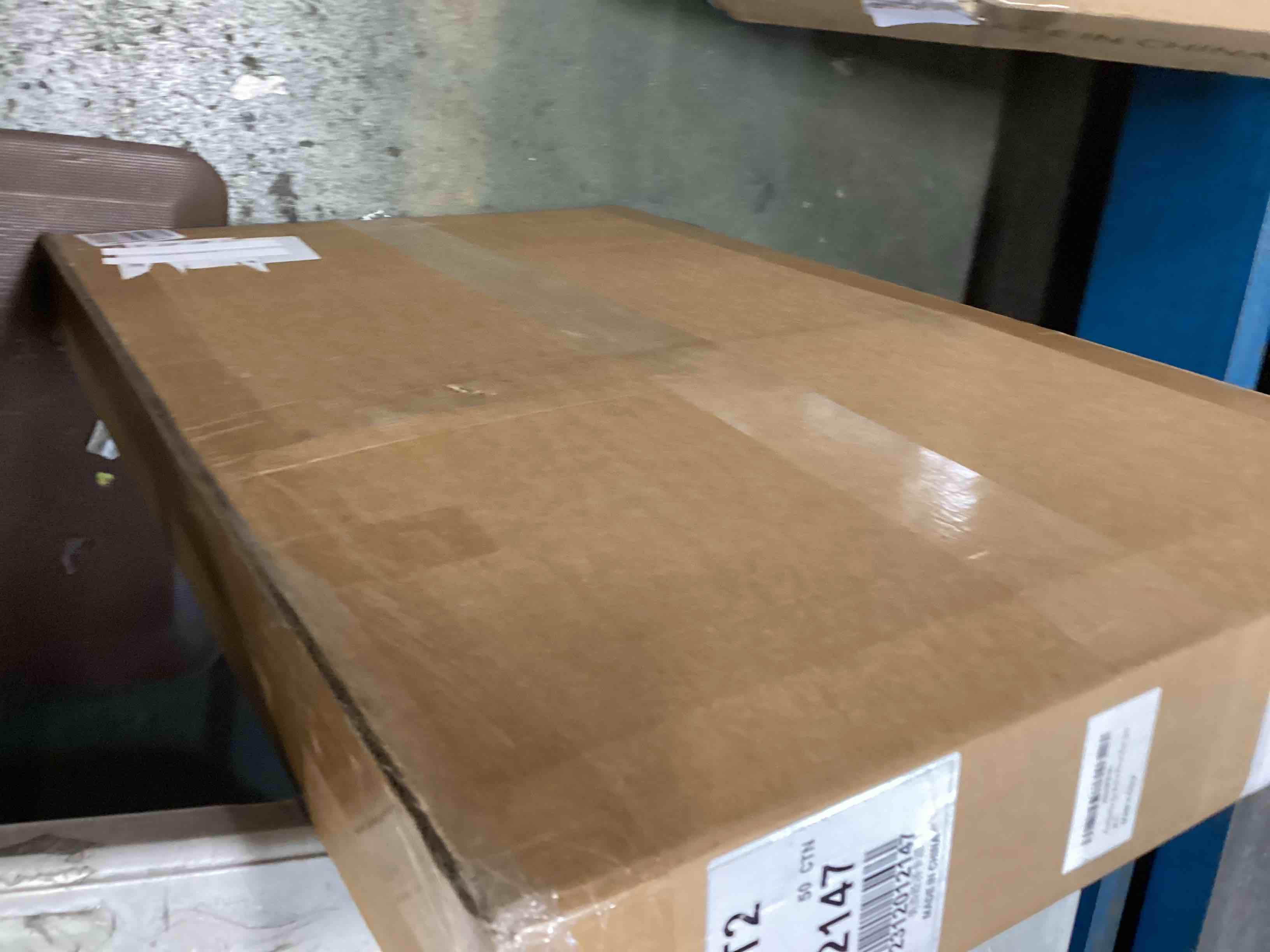 https://s3.amazonaws.com/lotting-images-prod/bidfta/TEA1736019_1733288156129.jpeg
