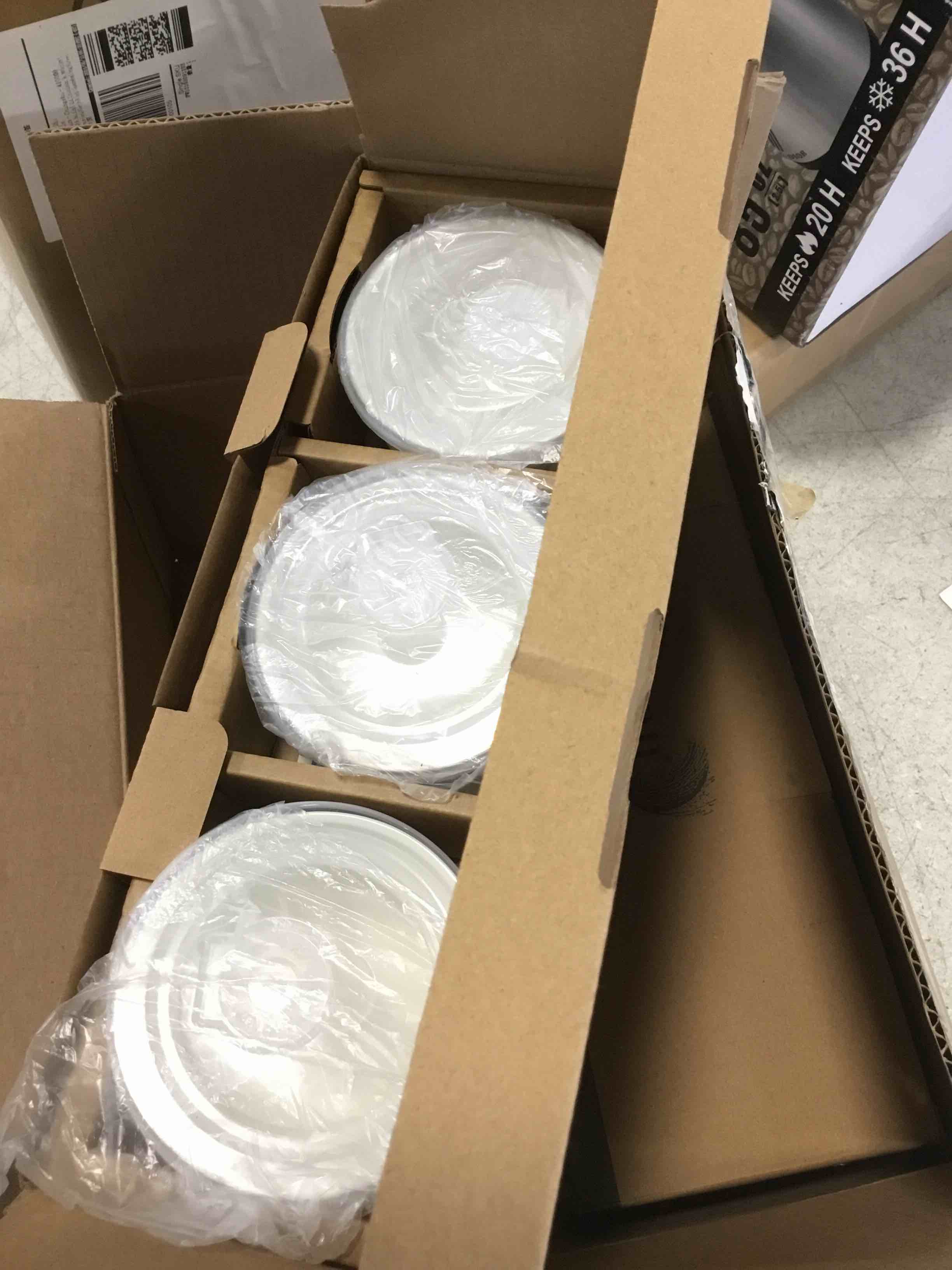 https://s3.amazonaws.com/lotting-images-prod/bidfta/TEA1736187_1733425888345.jpeg