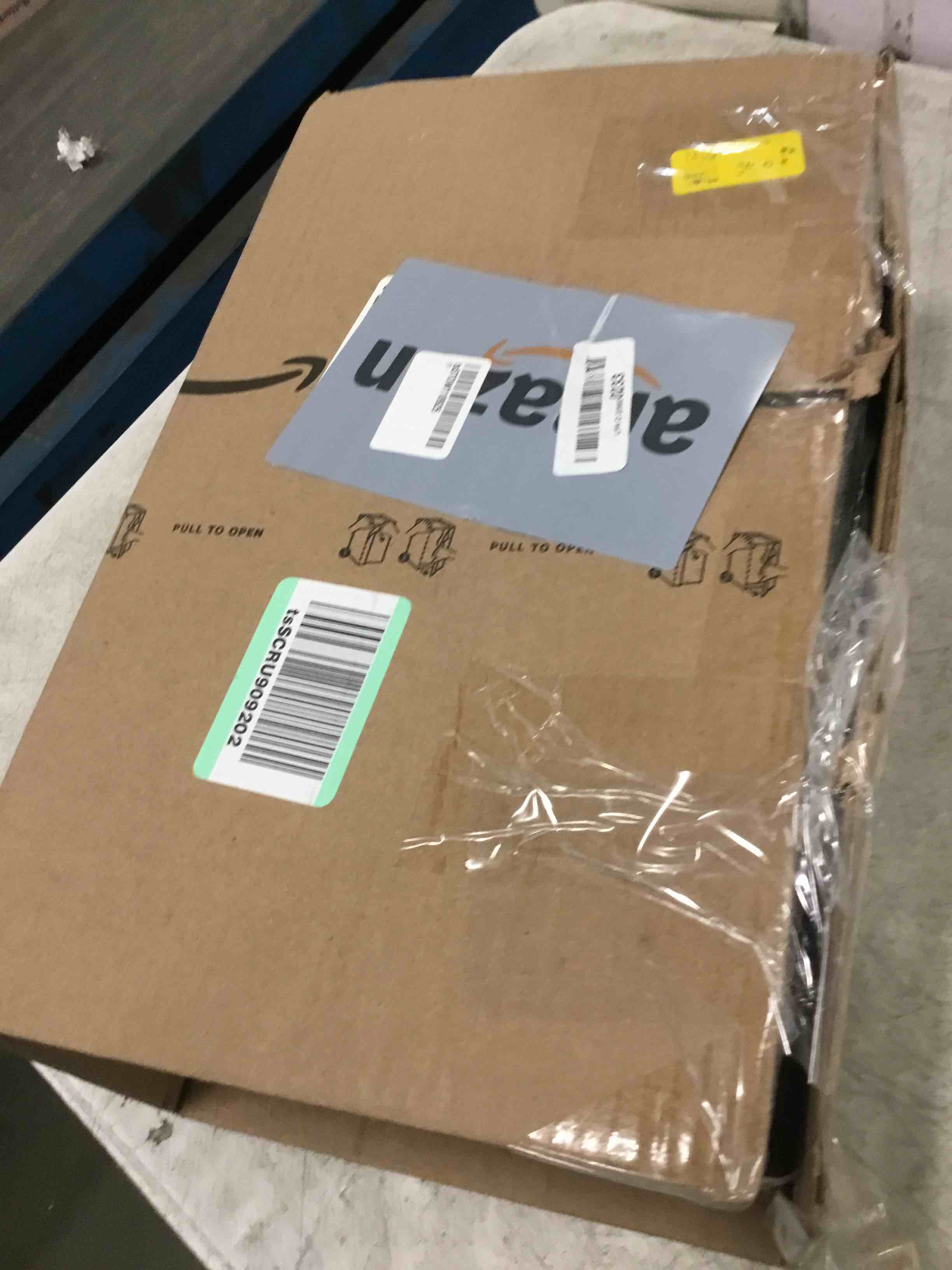 https://s3.amazonaws.com/lotting-images-prod/bidfta/TEA1736242_1733433521752.jpeg