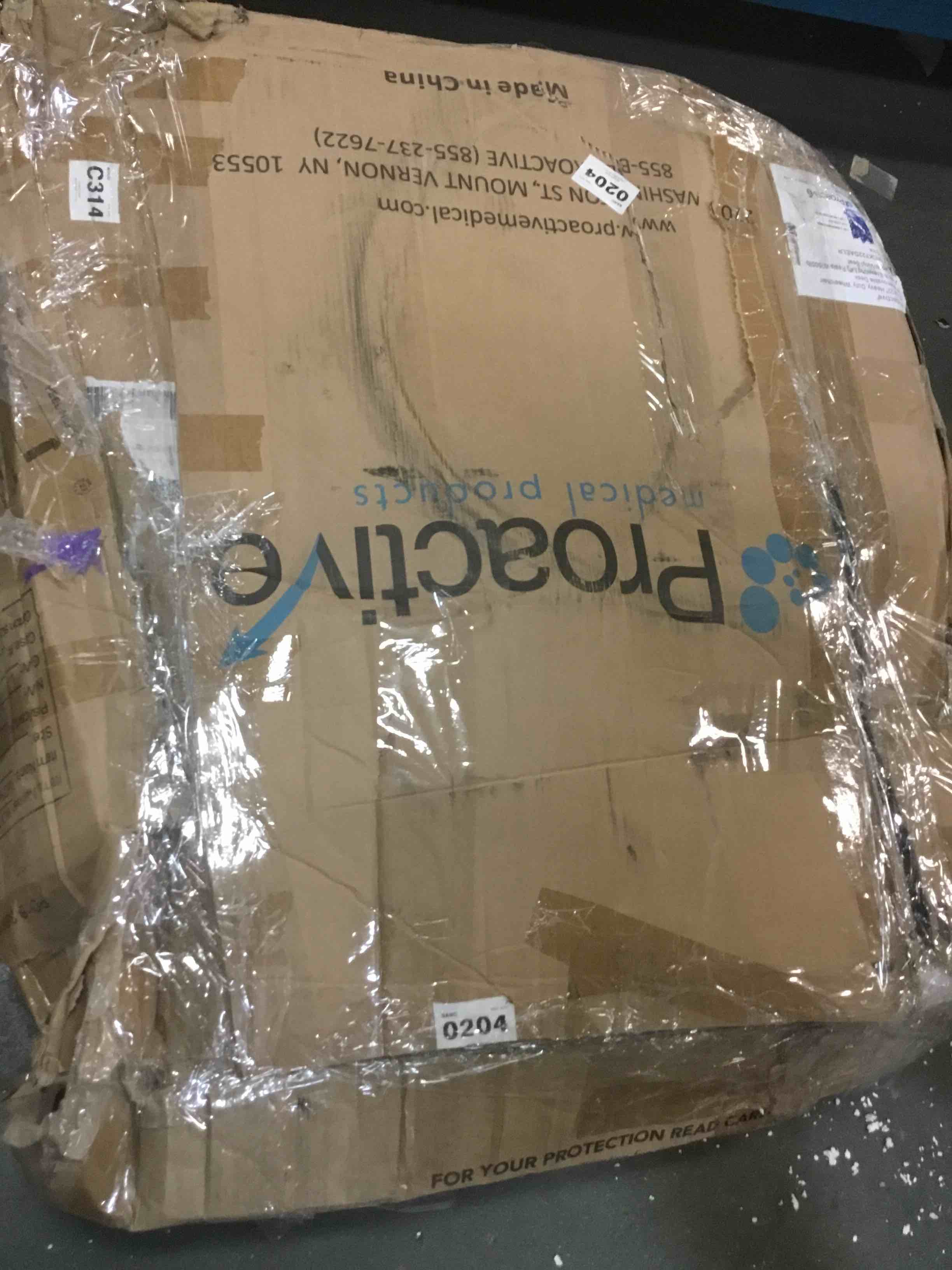 https://s3.amazonaws.com/lotting-images-prod/bidfta/TEA1736897_1733859067588.jpeg
