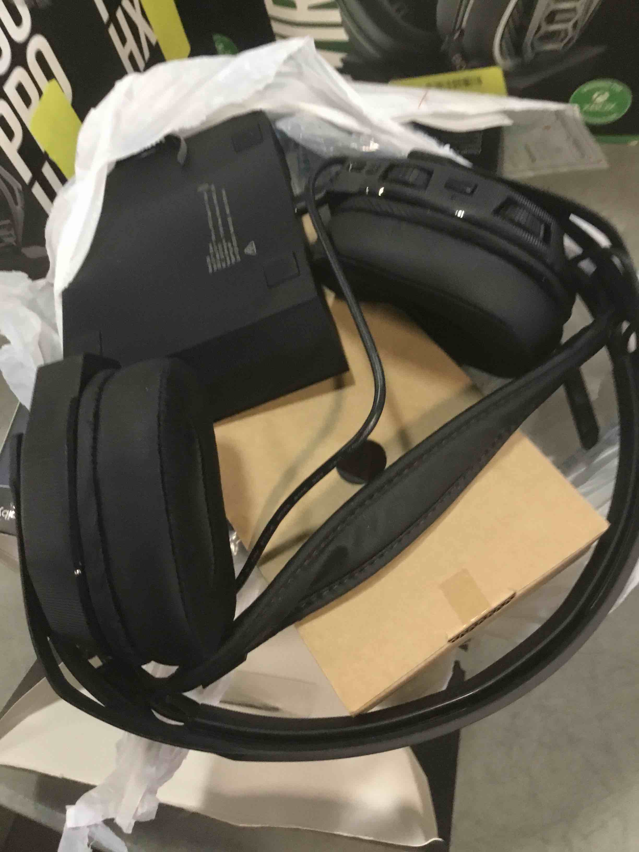 https://s3.amazonaws.com/lotting-images-prod/bidfta/TEA1737281_1733946795007.jpeg