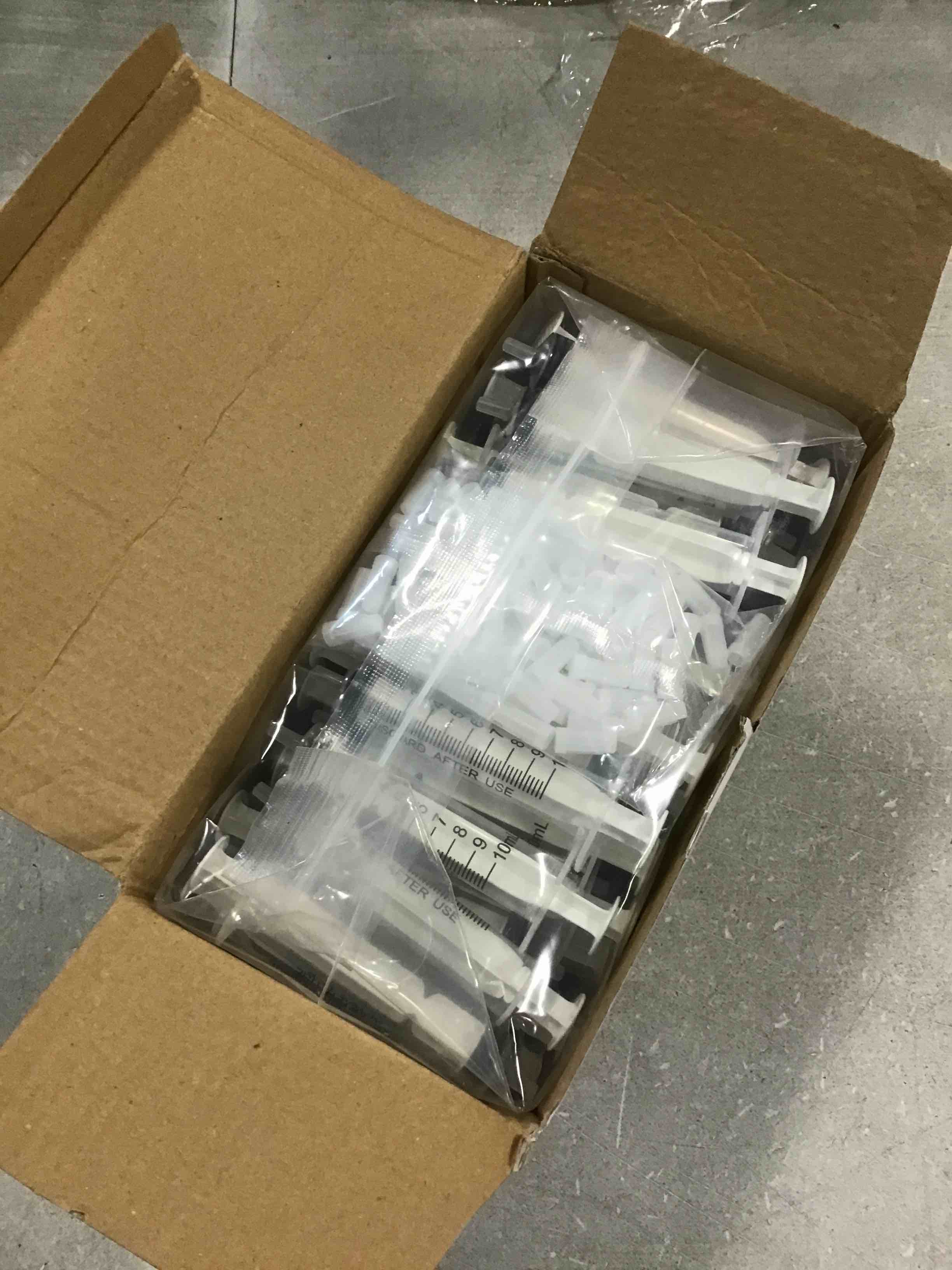 https://s3.amazonaws.com/lotting-images-prod/bidfta/TEA1738353_1732277021282.jpeg
