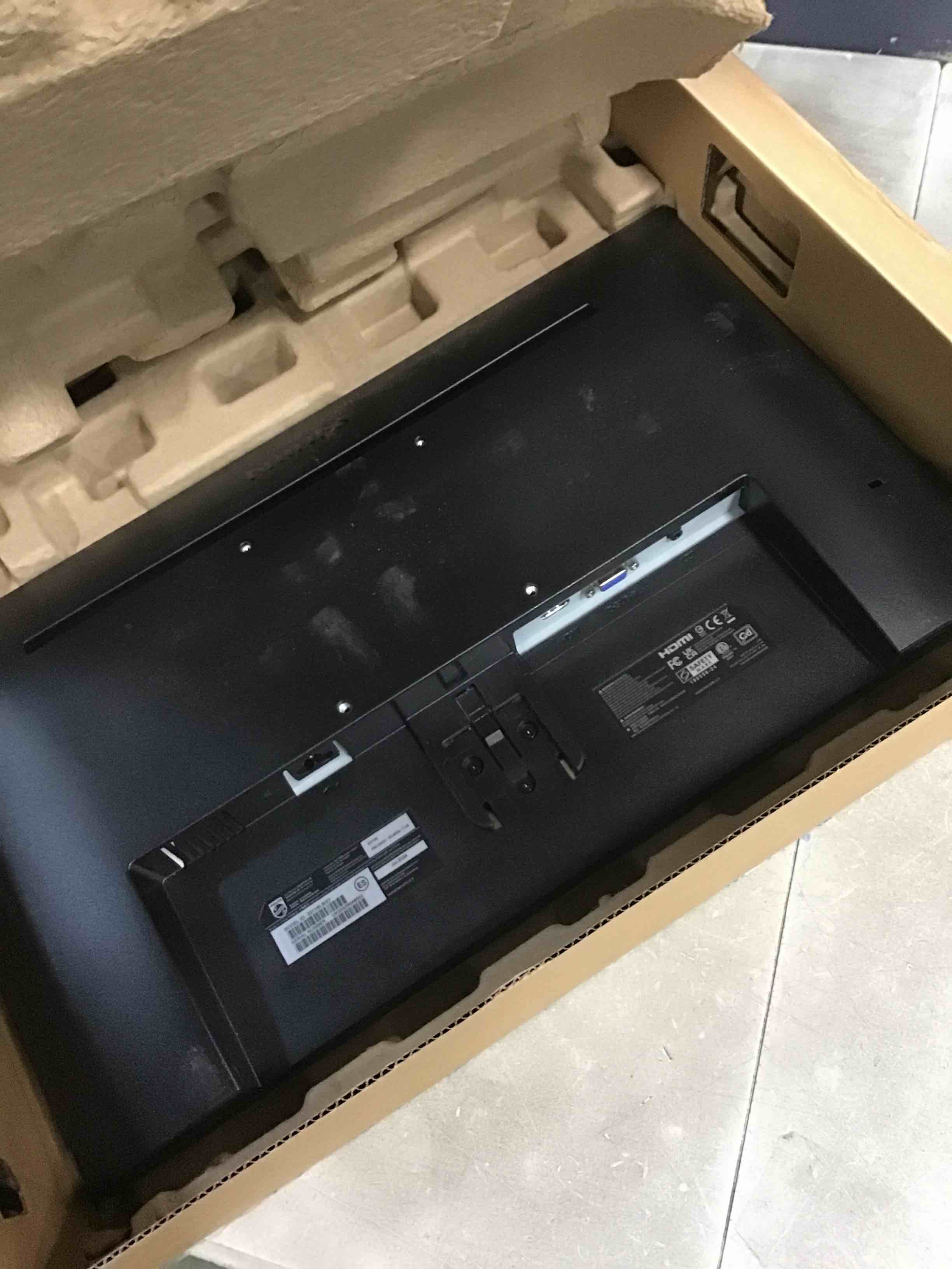 https://s3.amazonaws.com/lotting-images-prod/bidfta/TEA1738603_1732300214140.jpeg