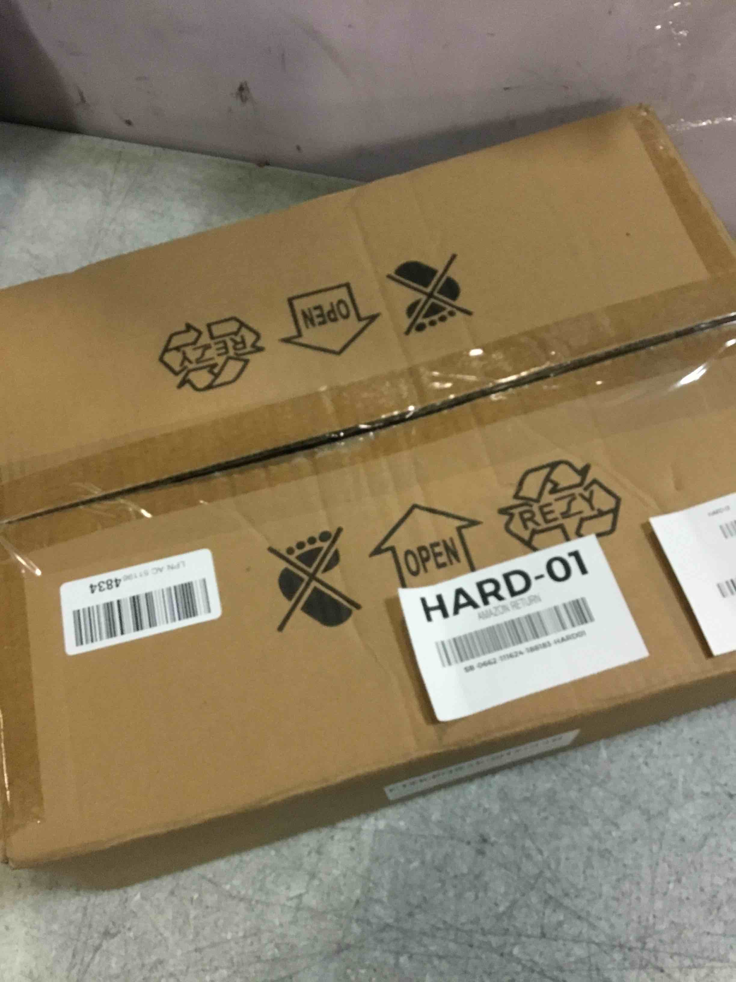 https://s3.amazonaws.com/lotting-images-prod/bidfta/TEA1740697_1733428199080.jpeg