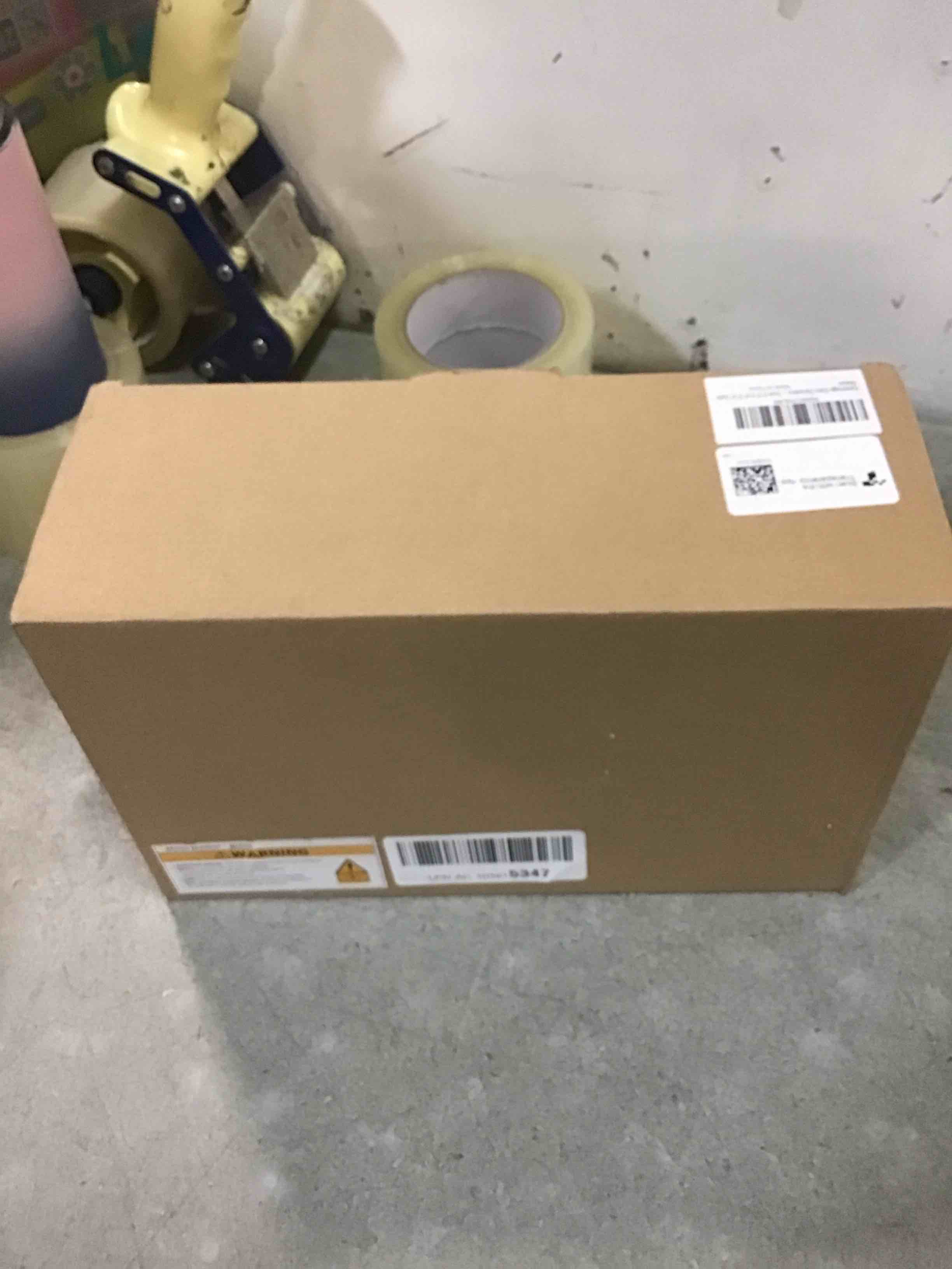 https://s3.amazonaws.com/lotting-images-prod/bidfta/TEA1740761_1733487826459.jpeg