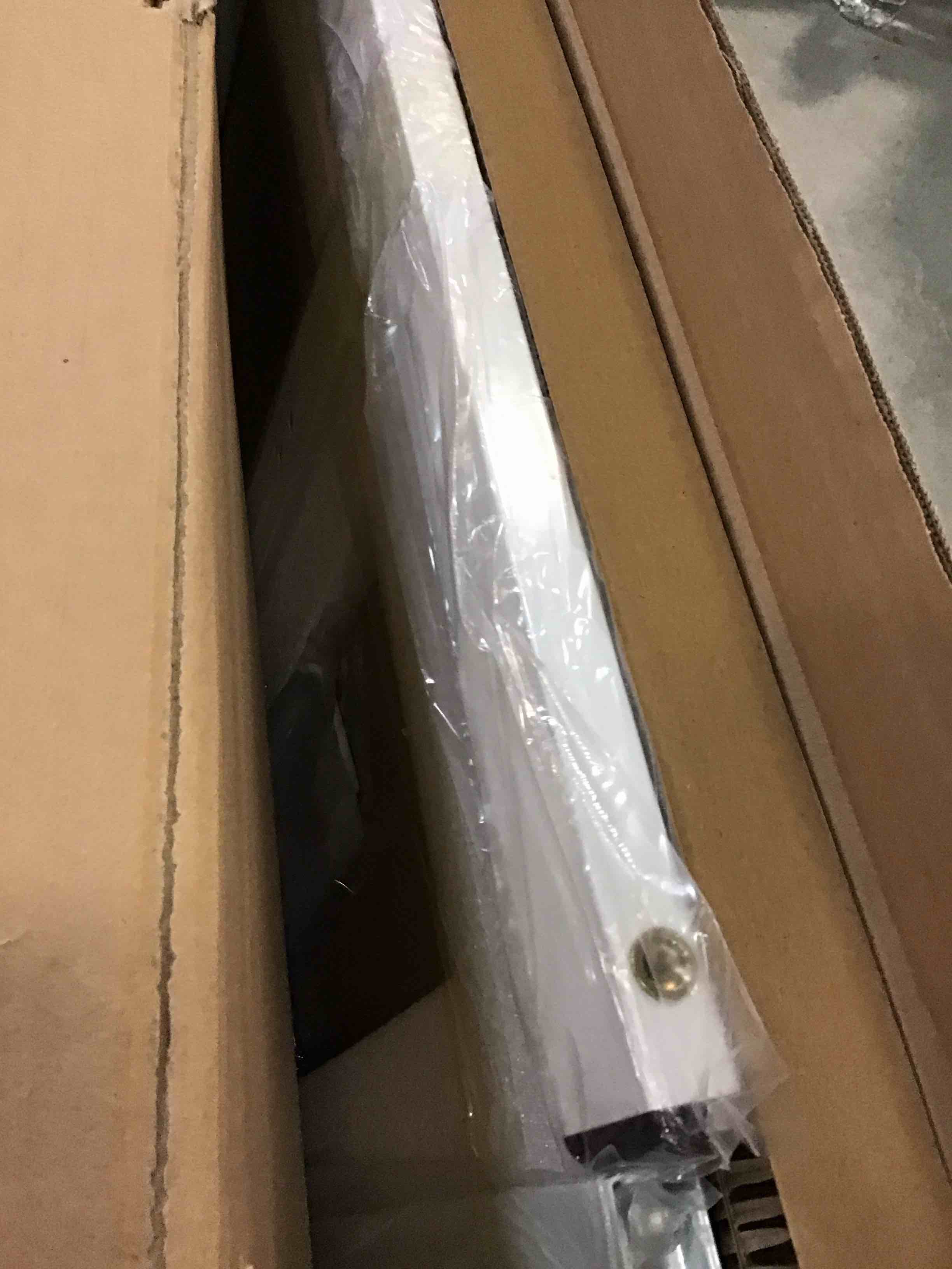 https://s3.amazonaws.com/lotting-images-prod/bidfta/TEA1740961_1733511845434.jpeg