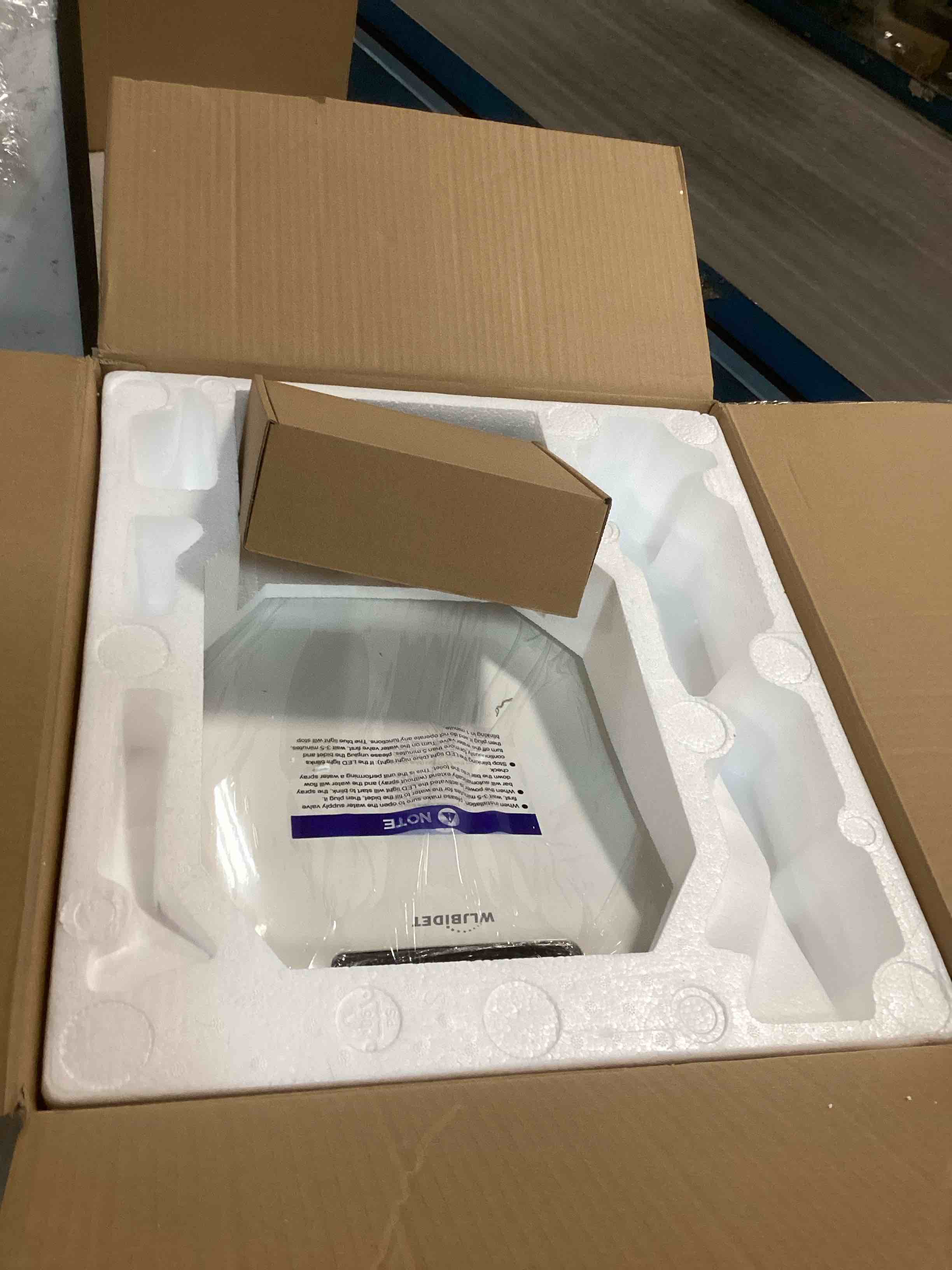 https://s3.amazonaws.com/lotting-images-prod/bidfta/TEA1741660_1732654596863.jpeg