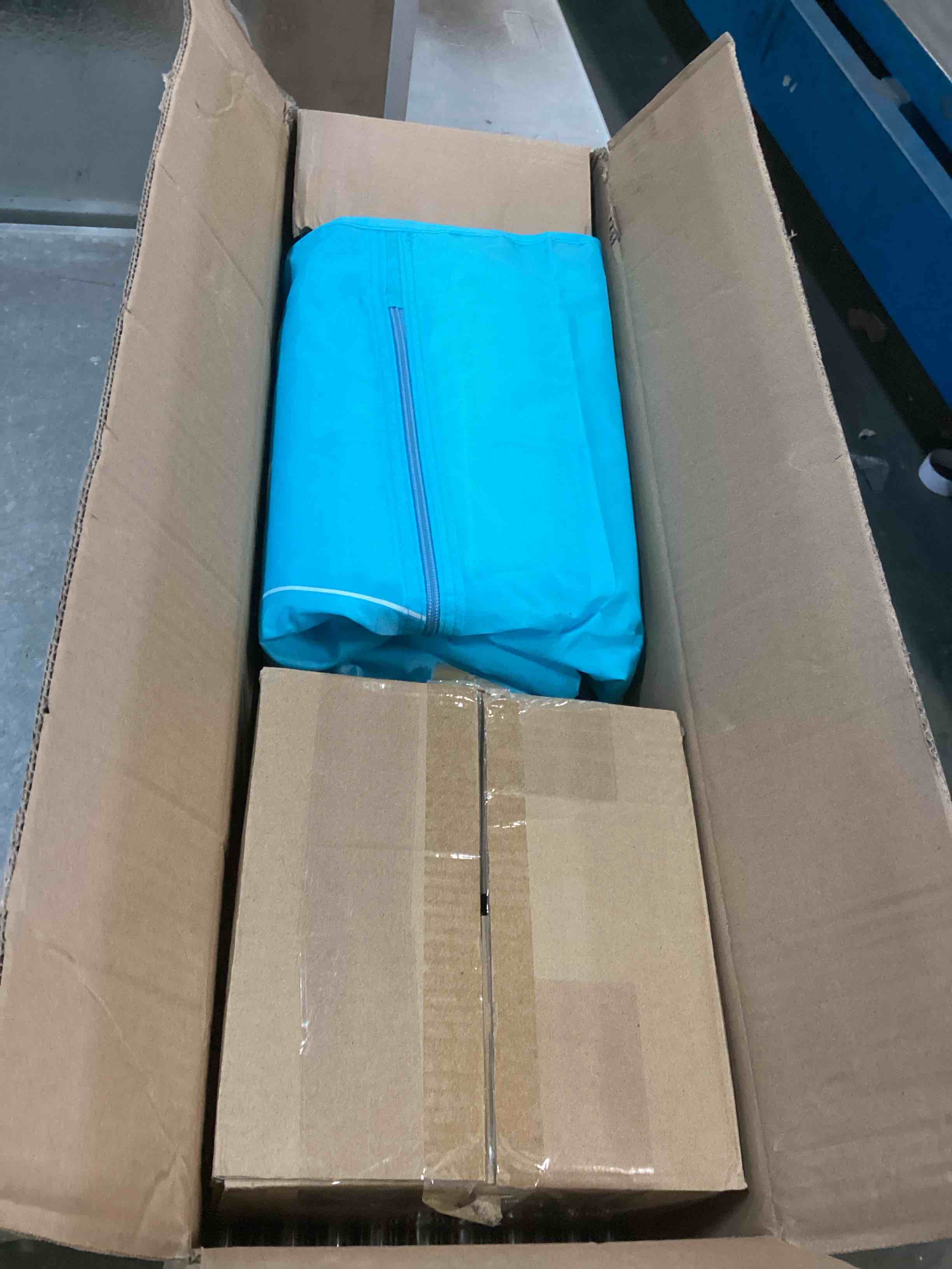 https://s3.amazonaws.com/lotting-images-prod/bidfta/TEA1741917_1733151265598.jpeg