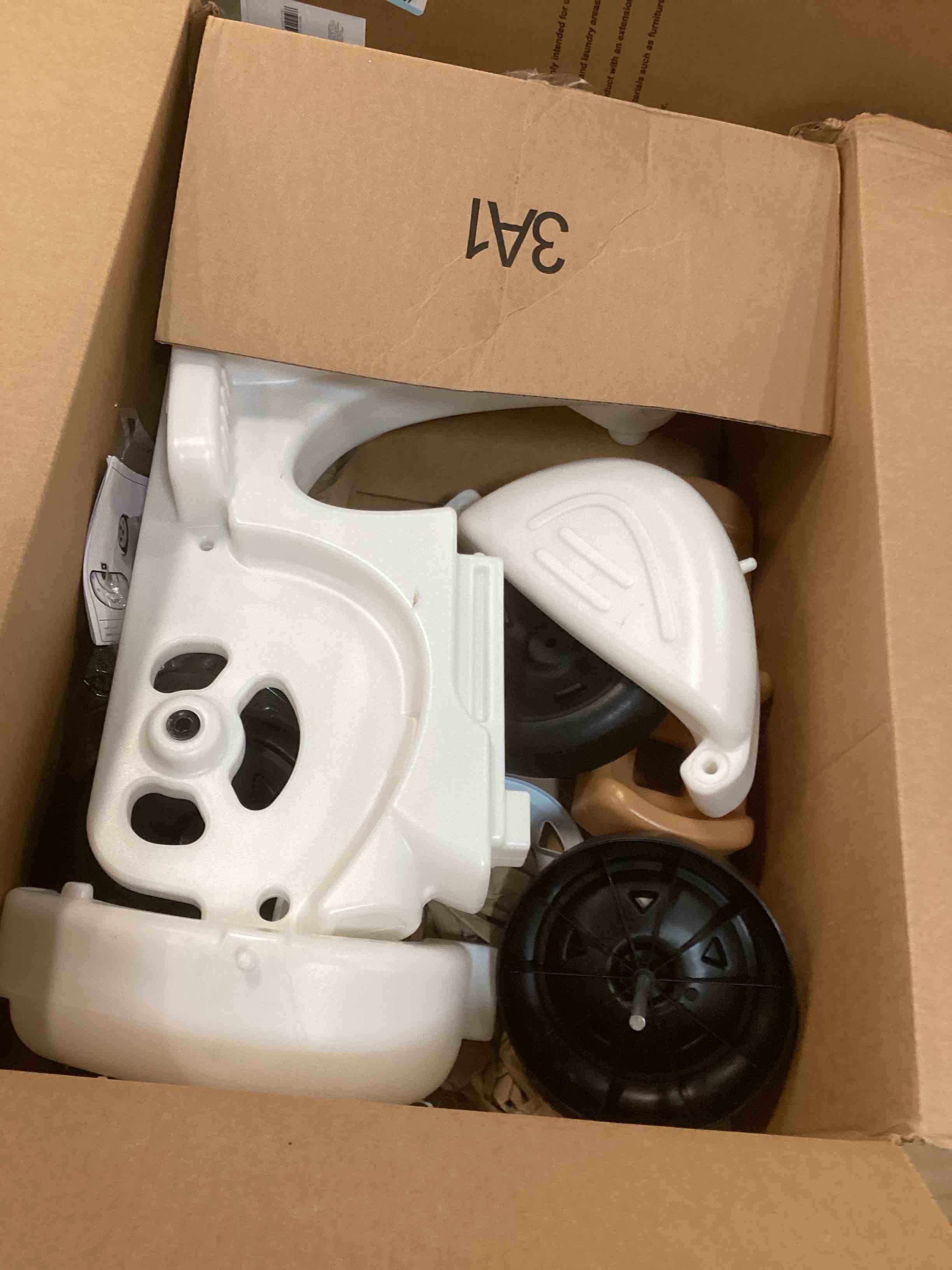 https://s3.amazonaws.com/lotting-images-prod/bidfta/TEA1741968_1733165318059.jpeg