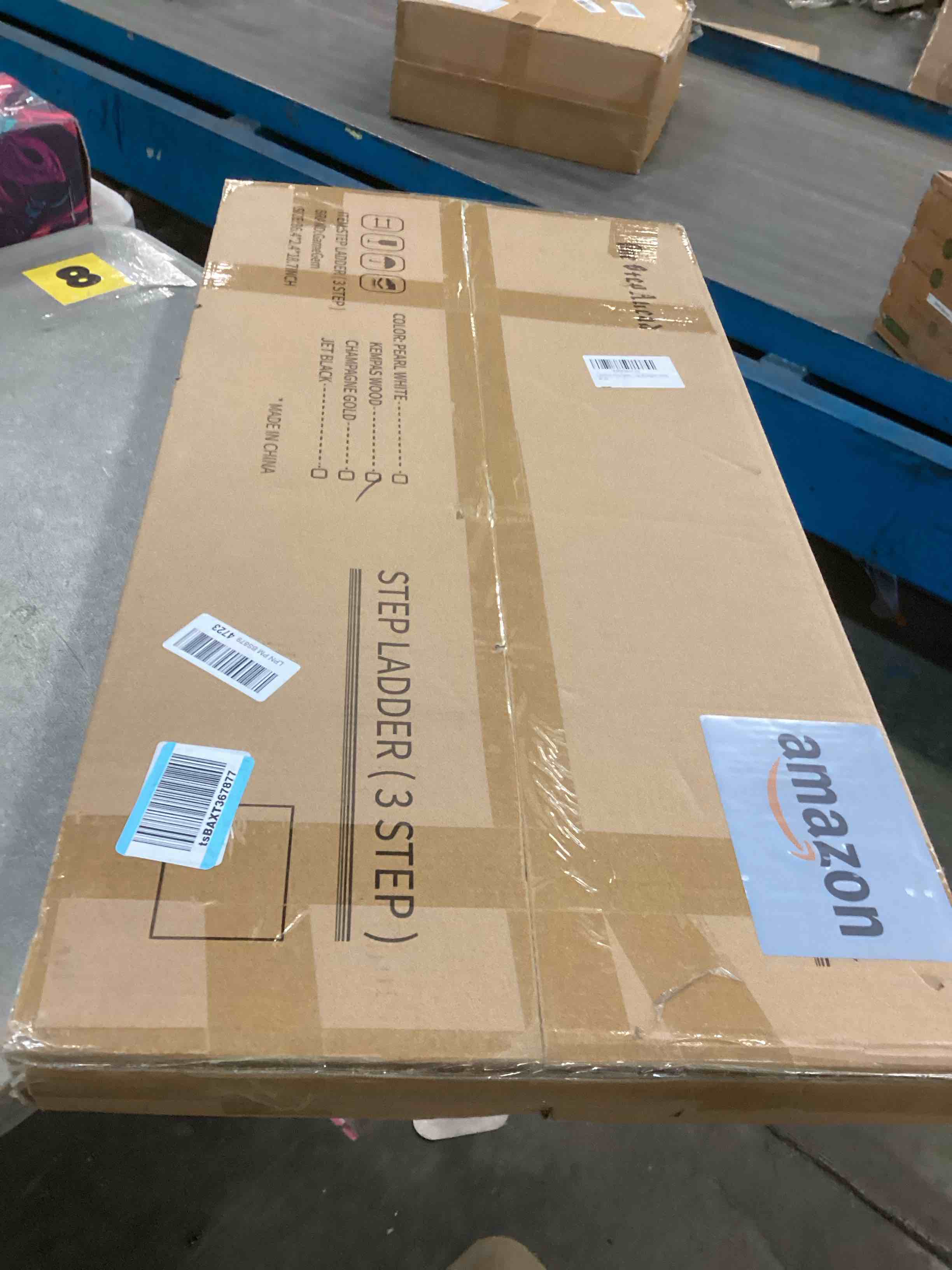 https://s3.amazonaws.com/lotting-images-prod/bidfta/TEA1741998_1733155518169.jpeg