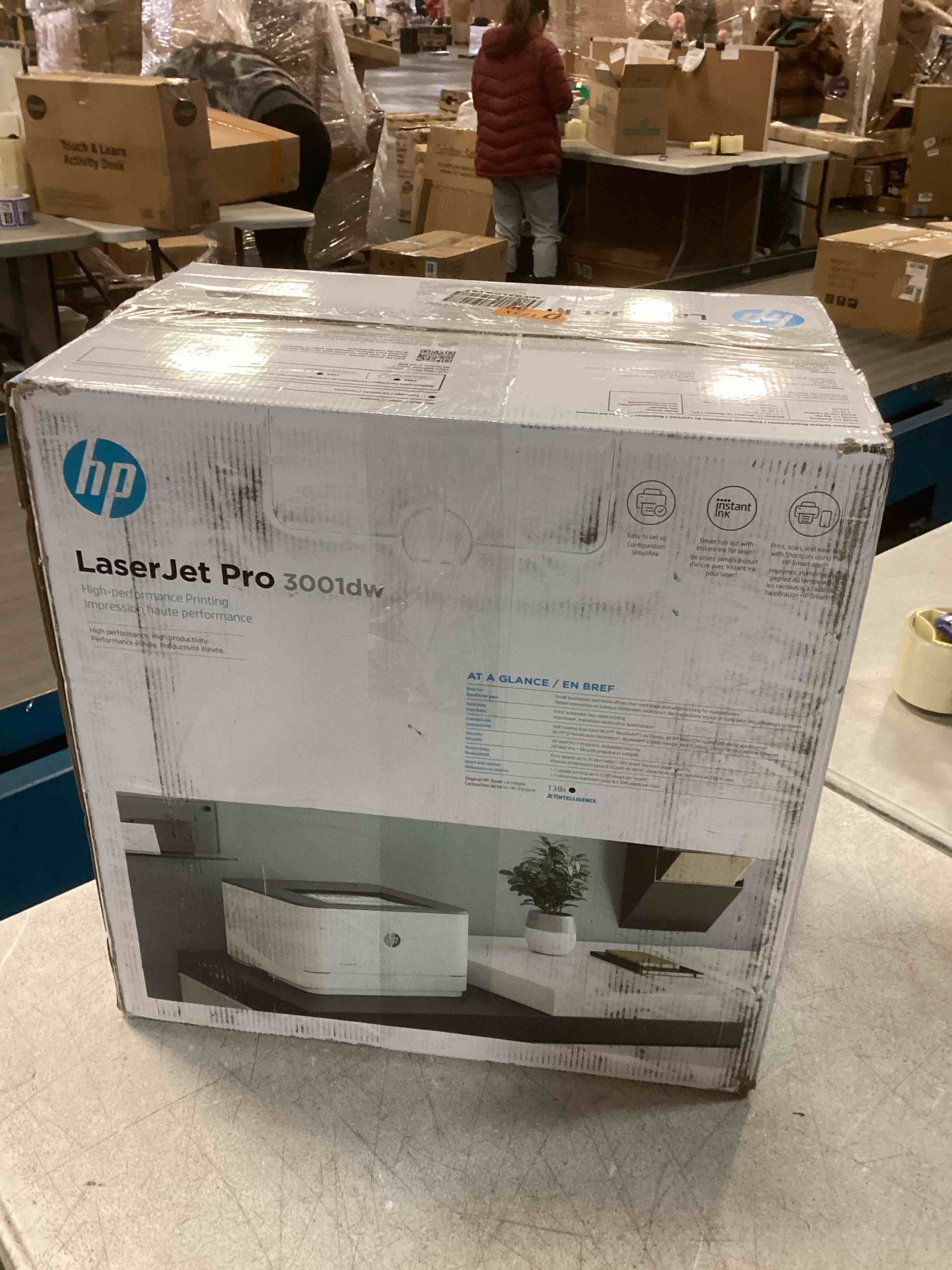 https://s3.amazonaws.com/lotting-images-prod/bidfta/TEA1742111_1733237098724.jpeg