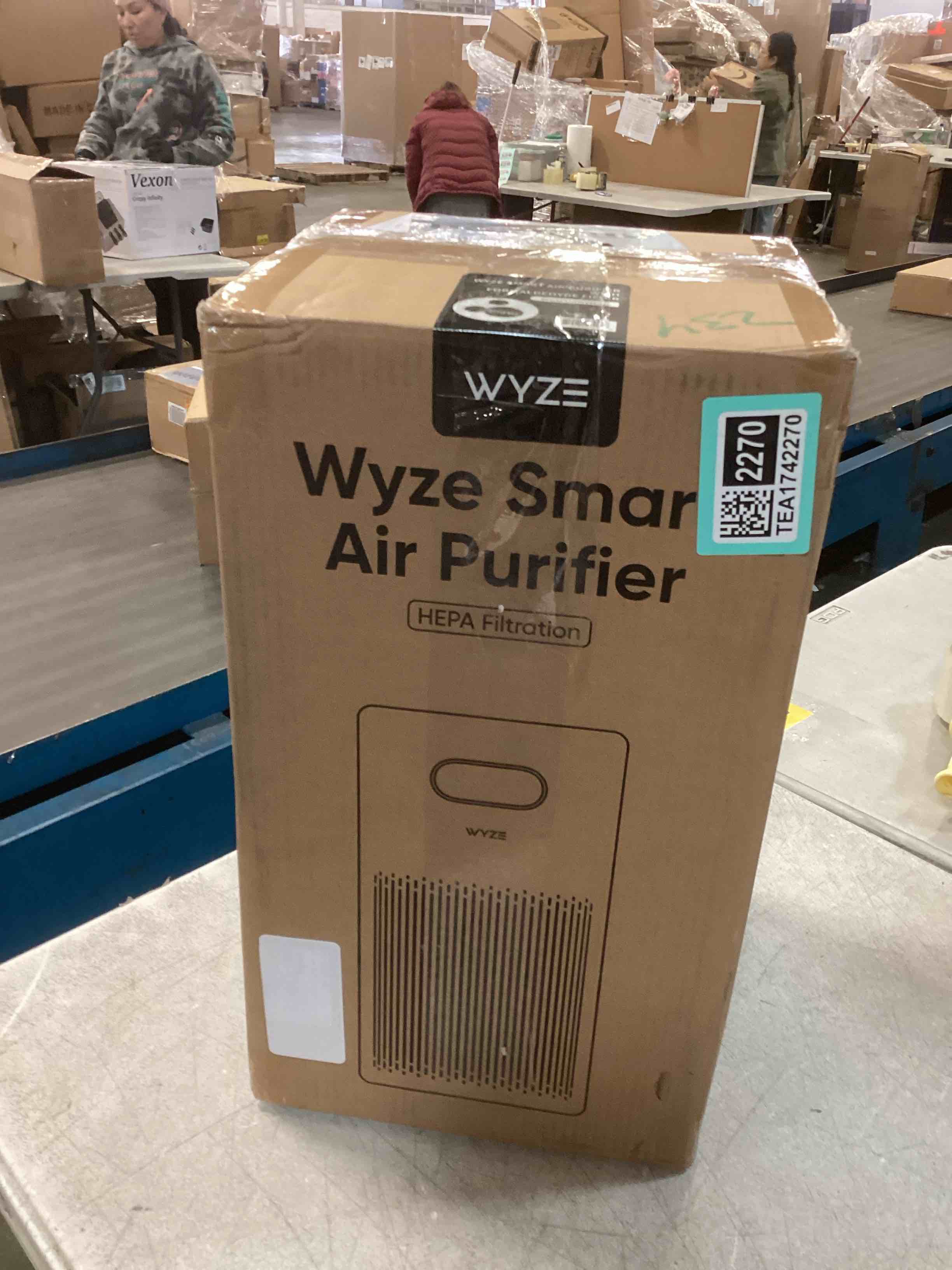 https://s3.amazonaws.com/lotting-images-prod/bidfta/TEA1742270_1733251944562.jpeg