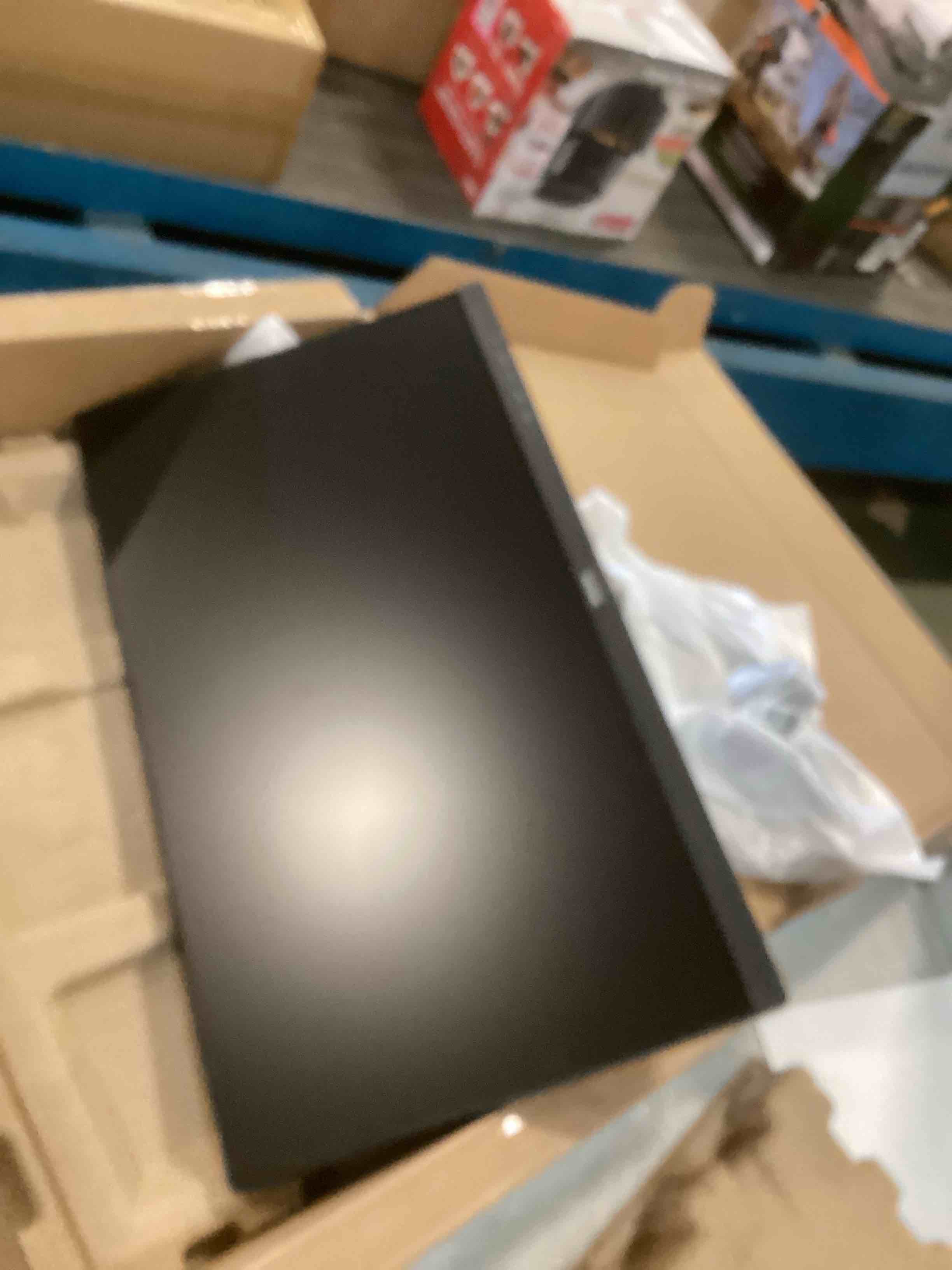 https://s3.amazonaws.com/lotting-images-prod/bidfta/TEA1742623_1733415075543.jpeg