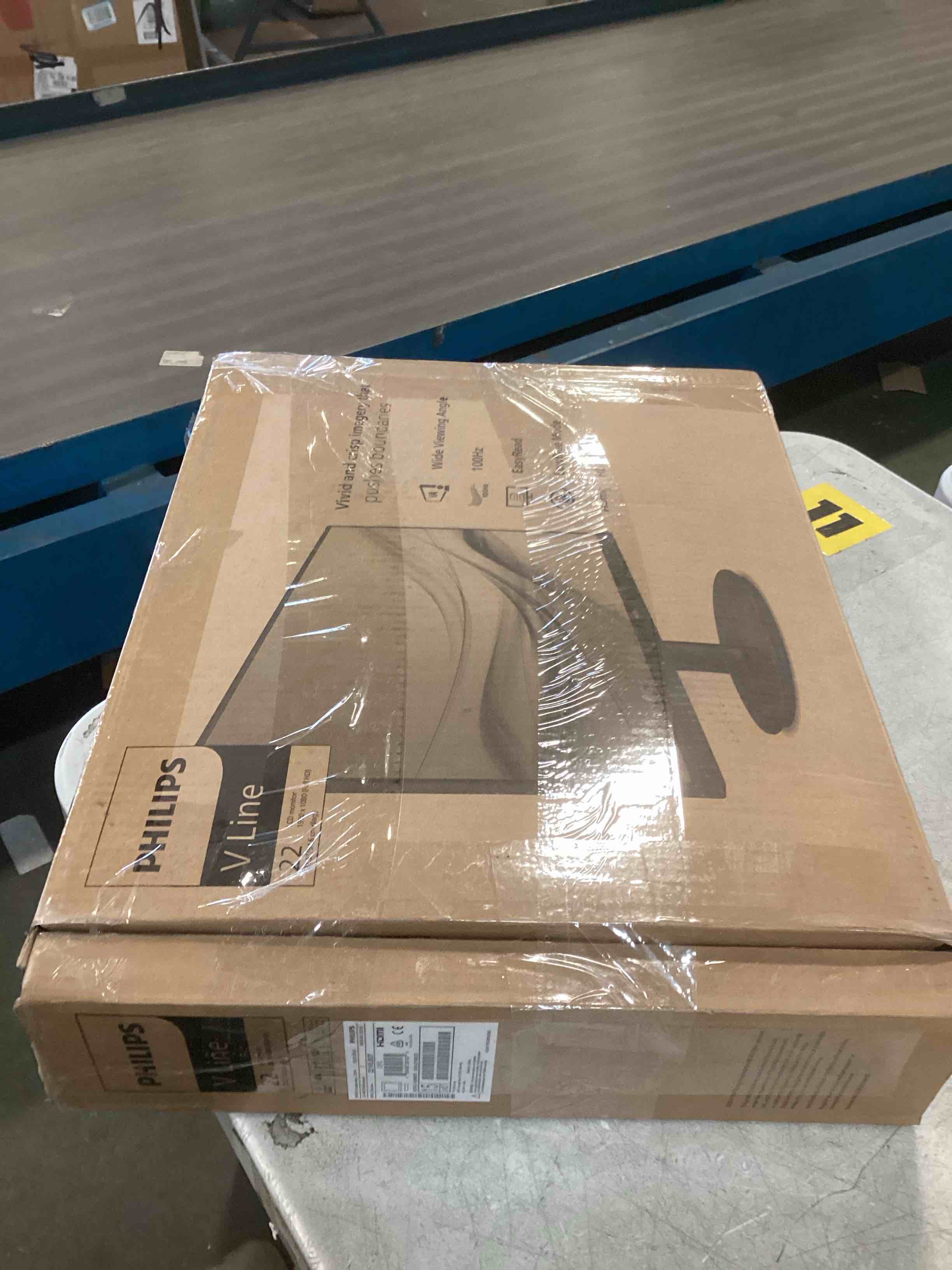 https://s3.amazonaws.com/lotting-images-prod/bidfta/TEA1742623_1733415164268.jpeg