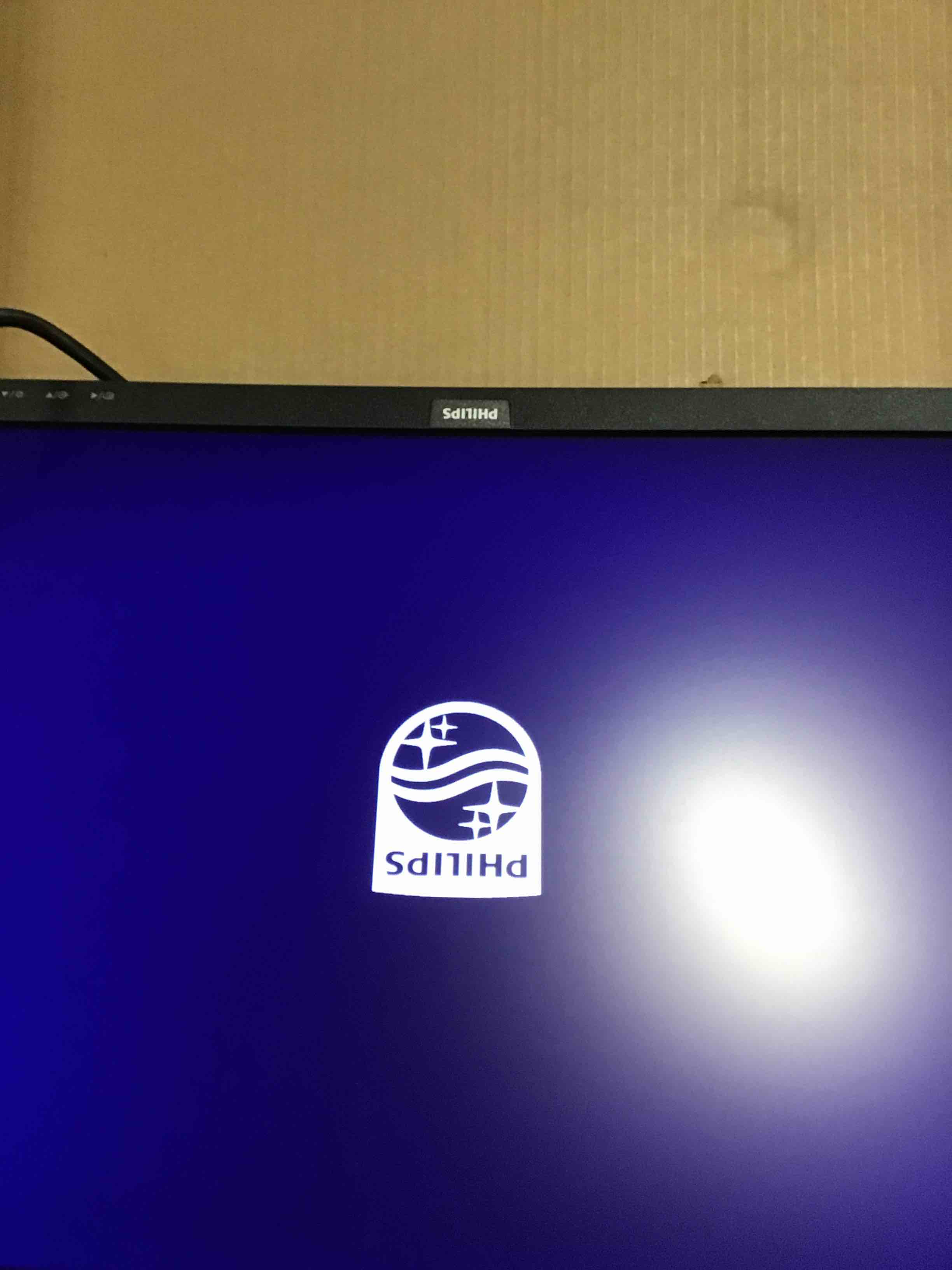 https://s3.amazonaws.com/lotting-images-prod/bidfta/TEA1742623_1733775824530.jpeg