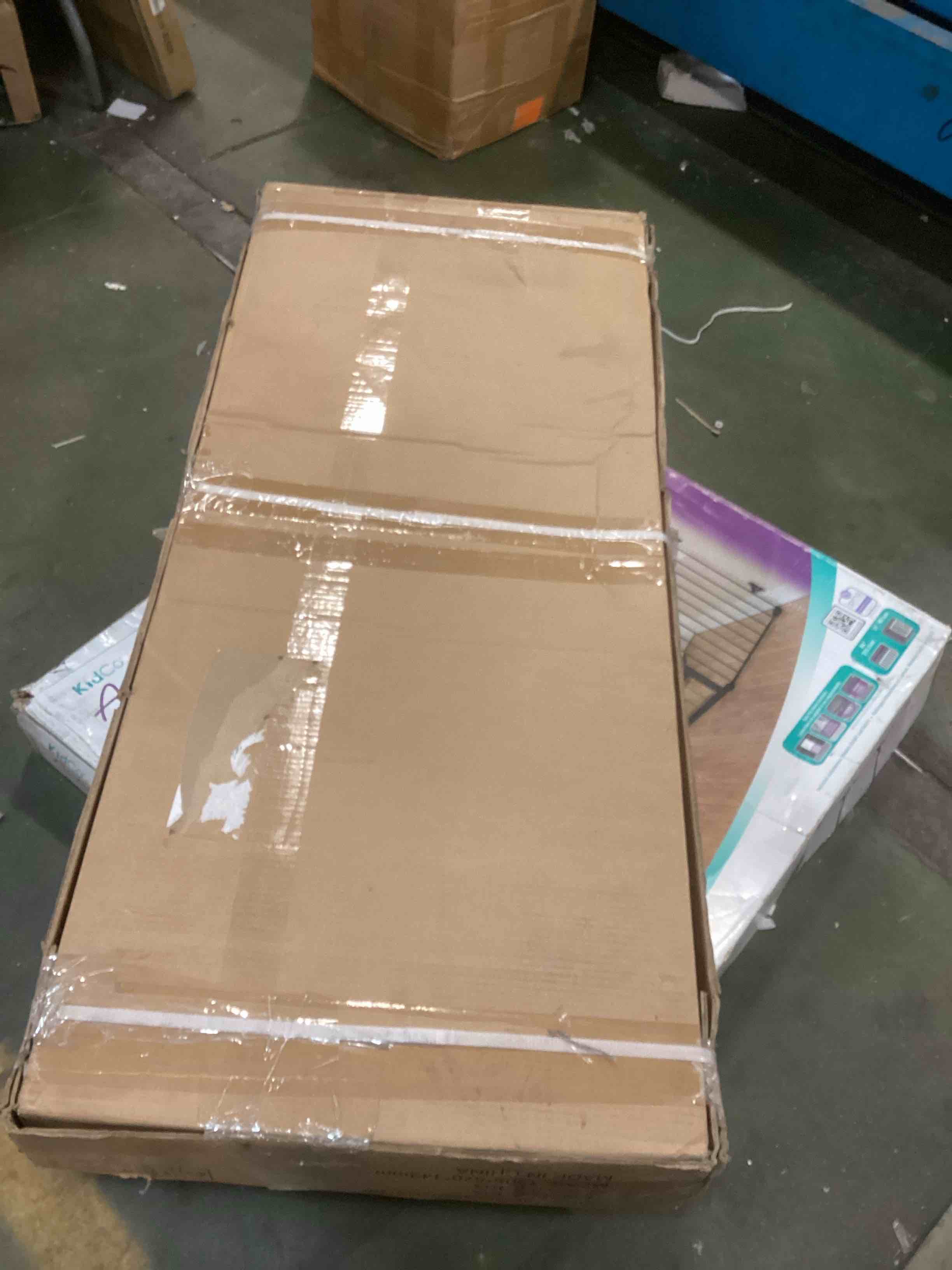 https://s3.amazonaws.com/lotting-images-prod/bidfta/TEA1742713_1733428066280.jpeg