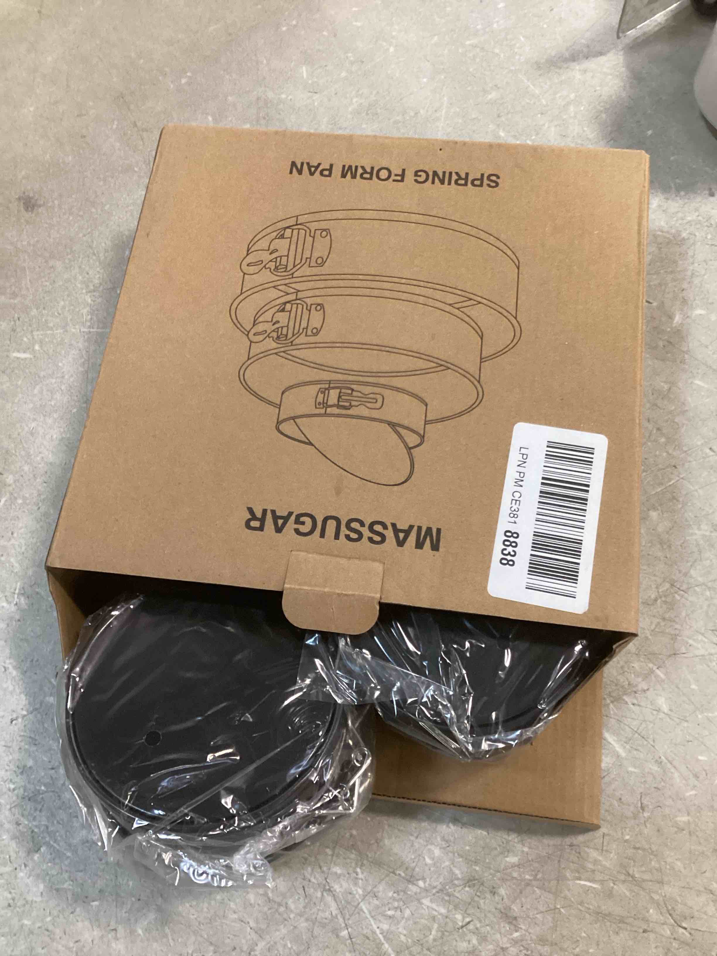 https://s3.amazonaws.com/lotting-images-prod/bidfta/TEA1742906_1733510056295.jpeg