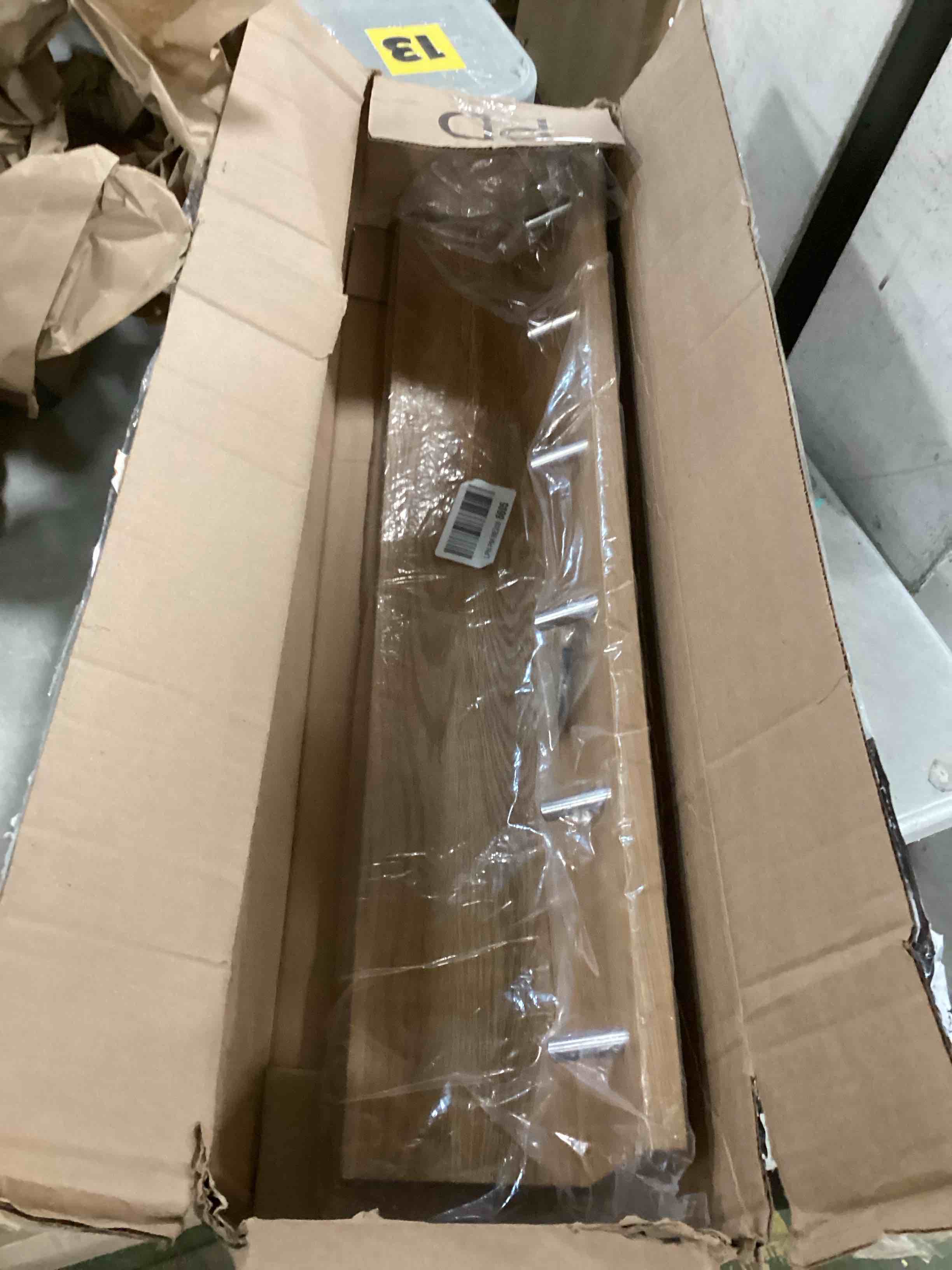 https://s3.amazonaws.com/lotting-images-prod/bidfta/TEA1743236_1733837991798.jpeg