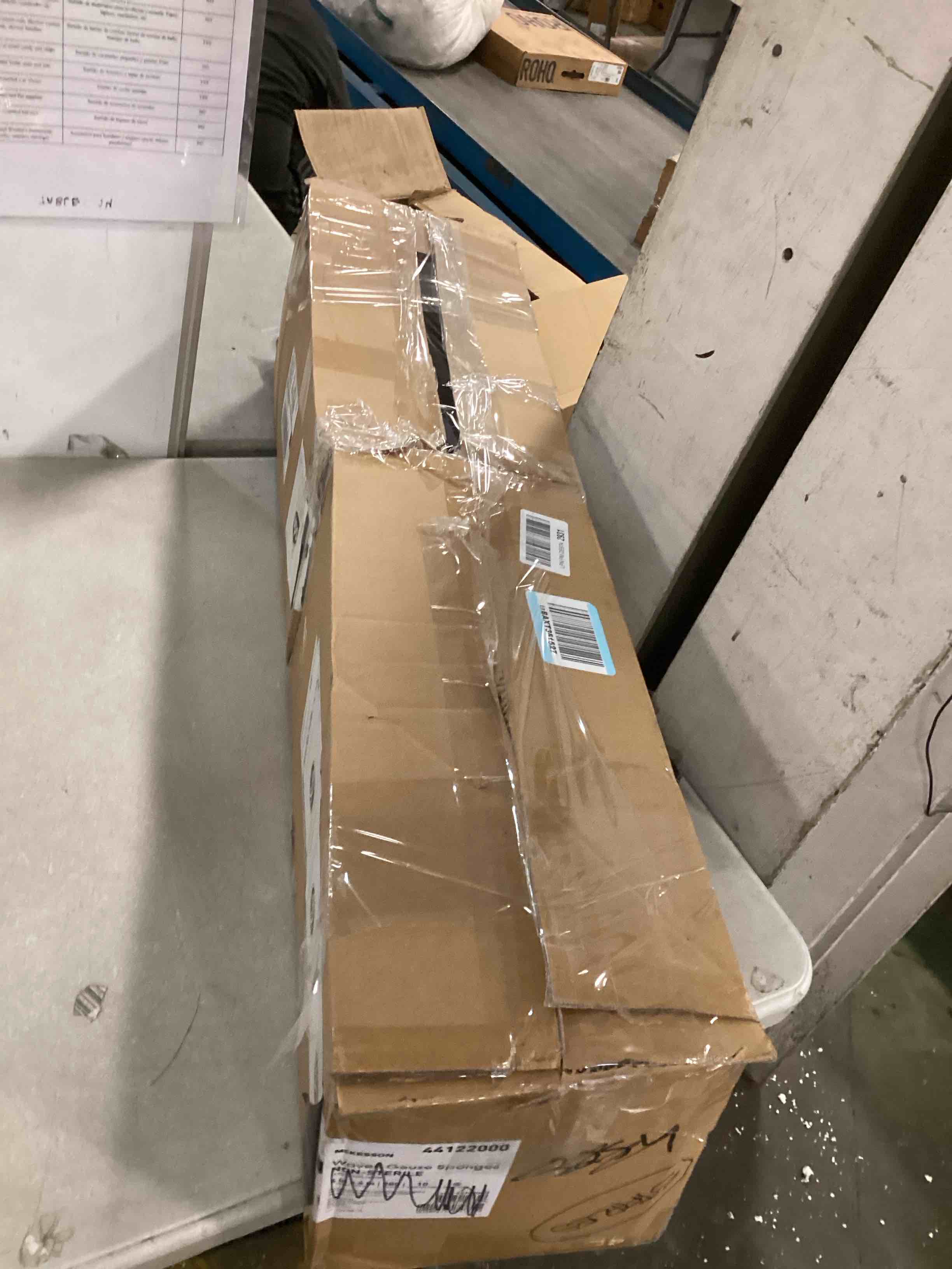 https://s3.amazonaws.com/lotting-images-prod/bidfta/TEA1743301_1733858034060.jpeg