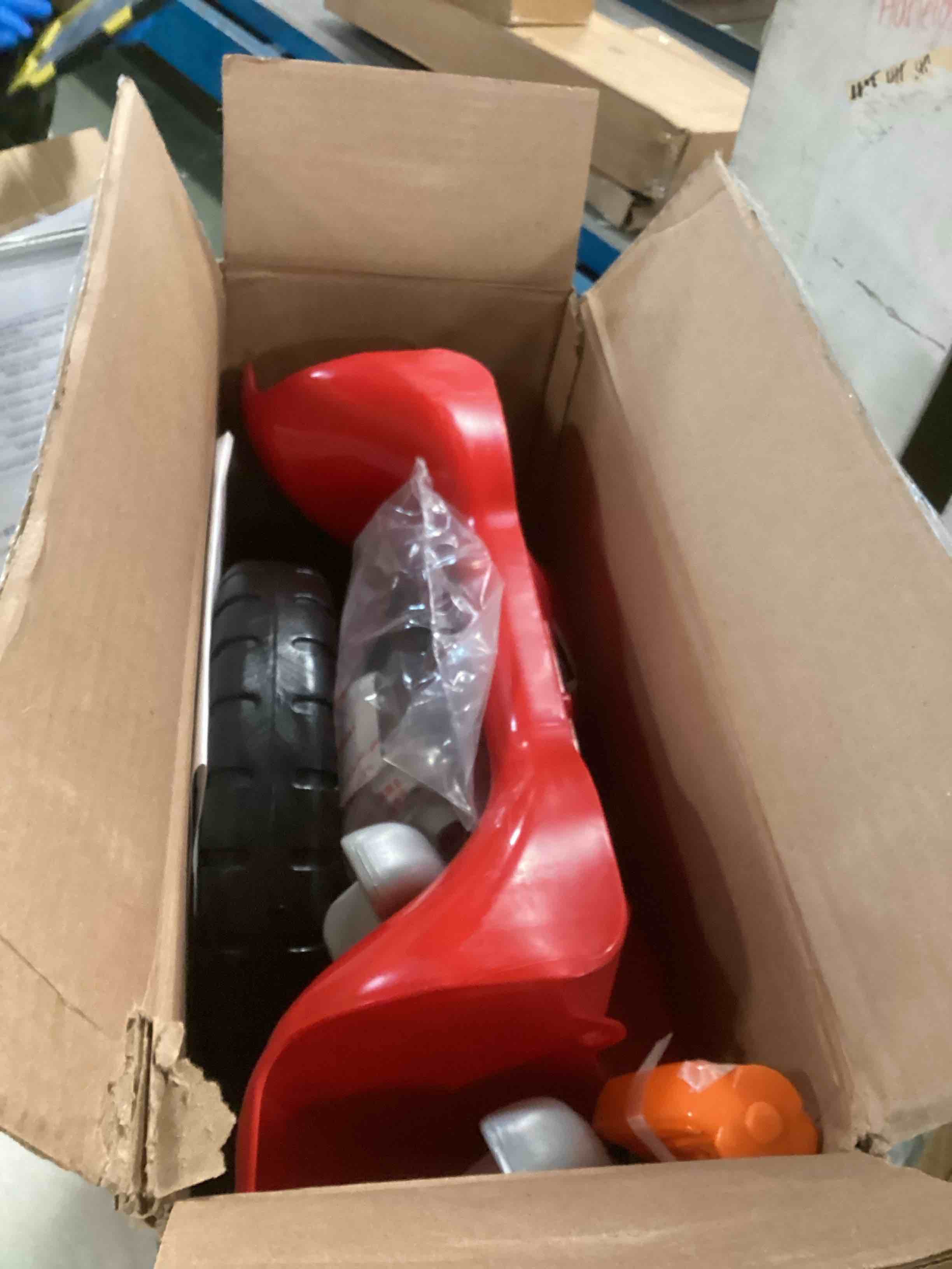 https://s3.amazonaws.com/lotting-images-prod/bidfta/TEA1743397_1733863593591.jpeg