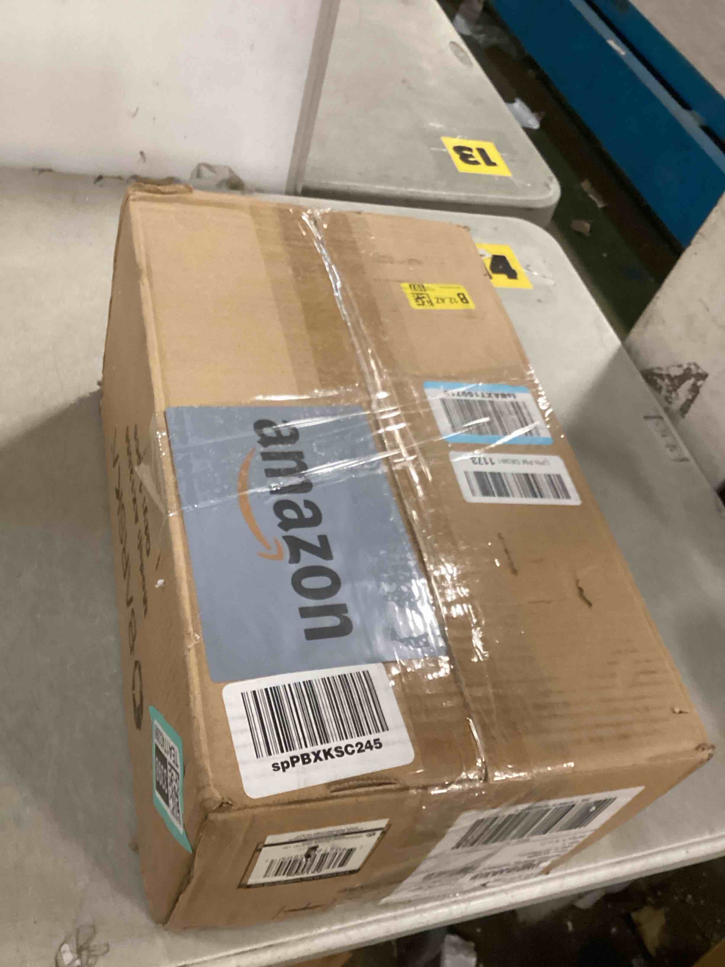 https://s3.amazonaws.com/lotting-images-prod/bidfta/TEA1743398_1733863699531.jpeg
