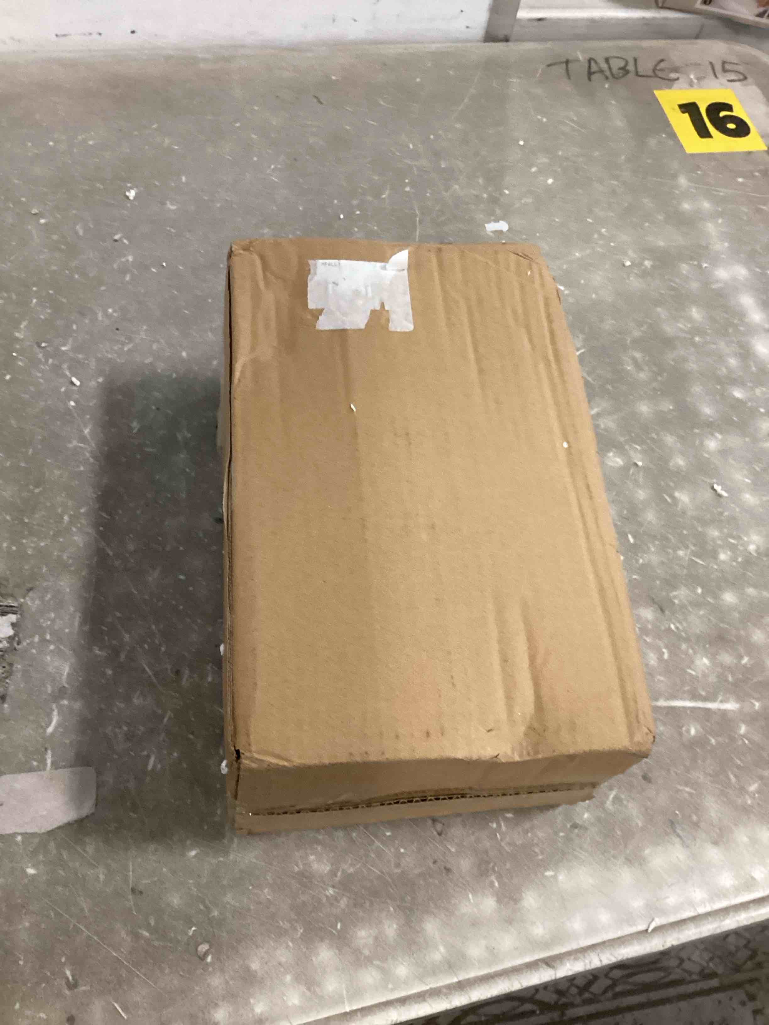 https://s3.amazonaws.com/lotting-images-prod/bidfta/TEA1743679_1734008846283.jpeg