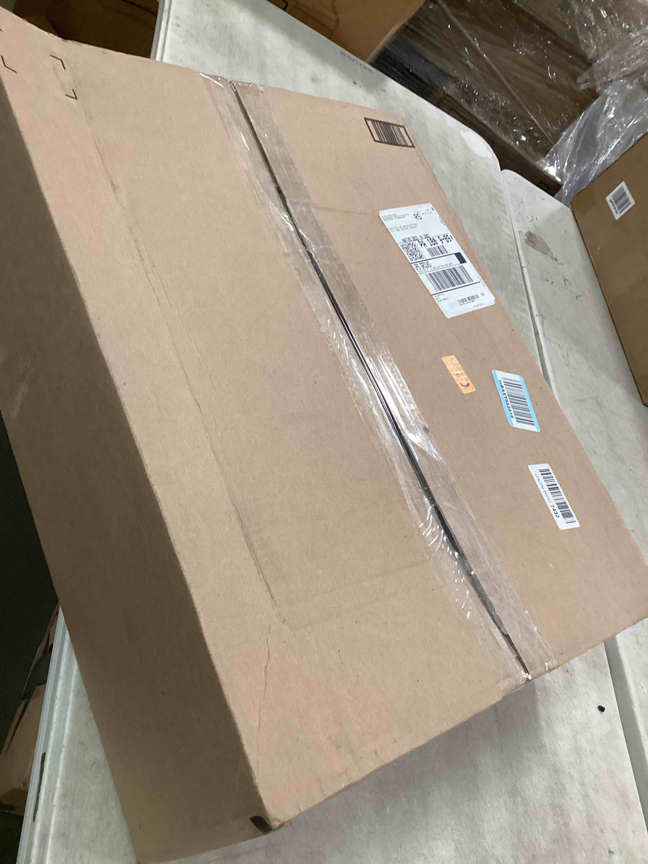 https://s3.amazonaws.com/lotting-images-prod/bidfta/TEA1750975_1733149231486.jpeg