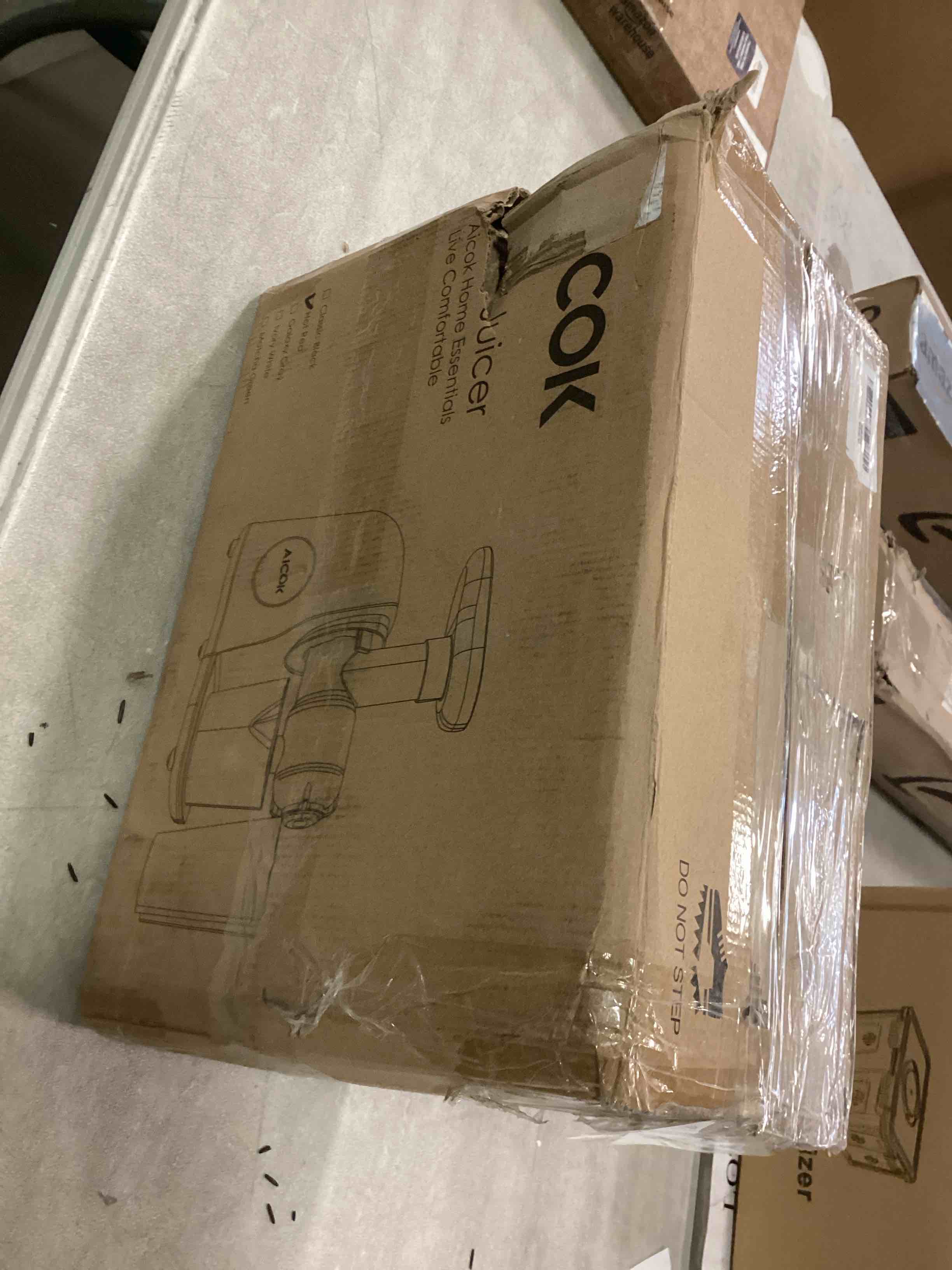https://s3.amazonaws.com/lotting-images-prod/bidfta/TEA1751129_1733162334761.jpeg