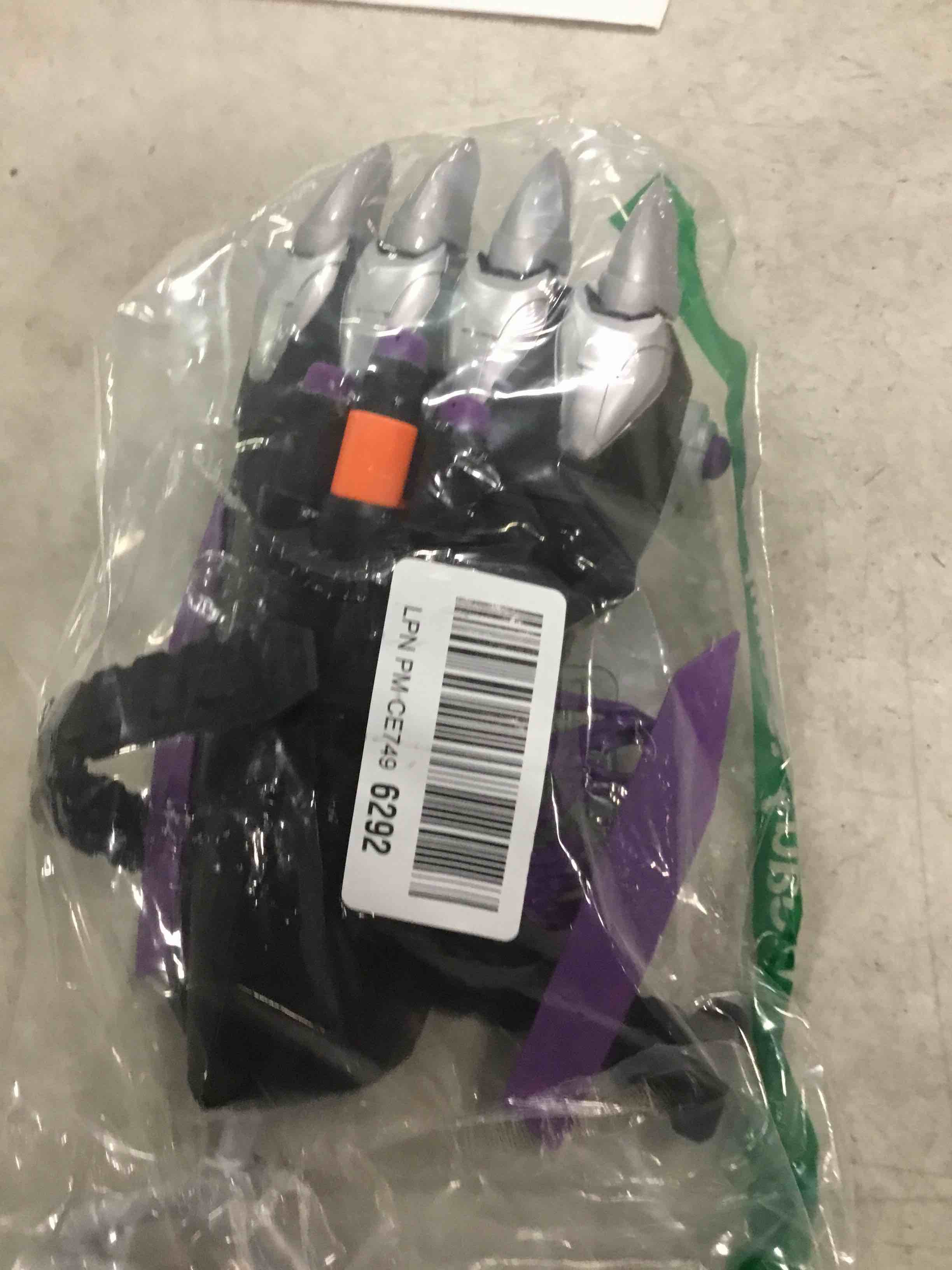 https://s3.amazonaws.com/lotting-images-prod/bidfta/TEA1751591_1733260784190.jpeg