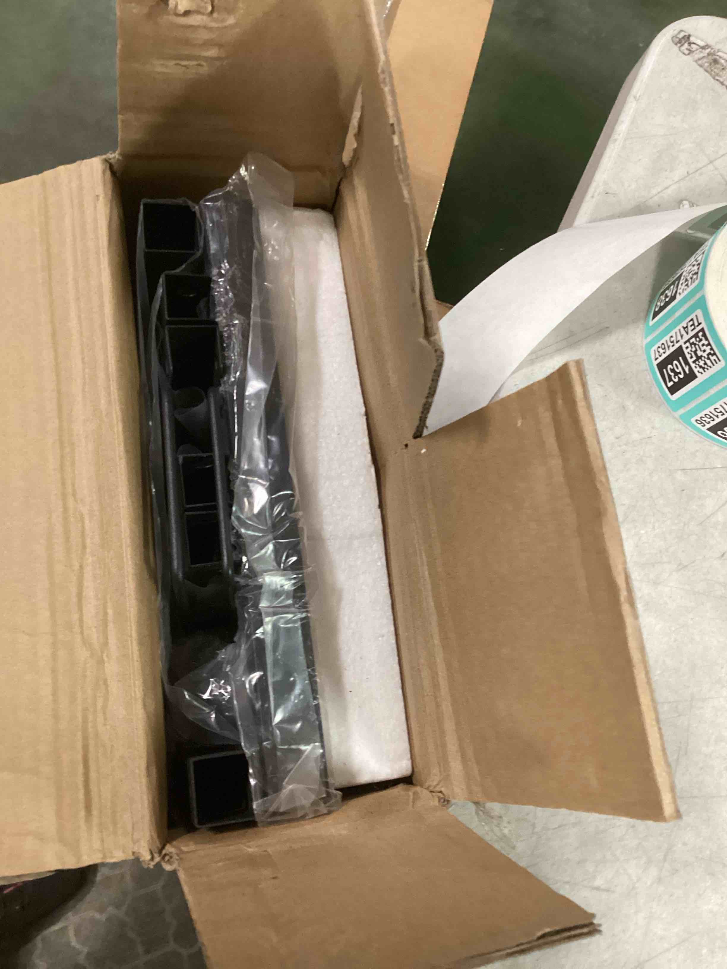 https://s3.amazonaws.com/lotting-images-prod/bidfta/TEA1751631_1733320932842.jpeg