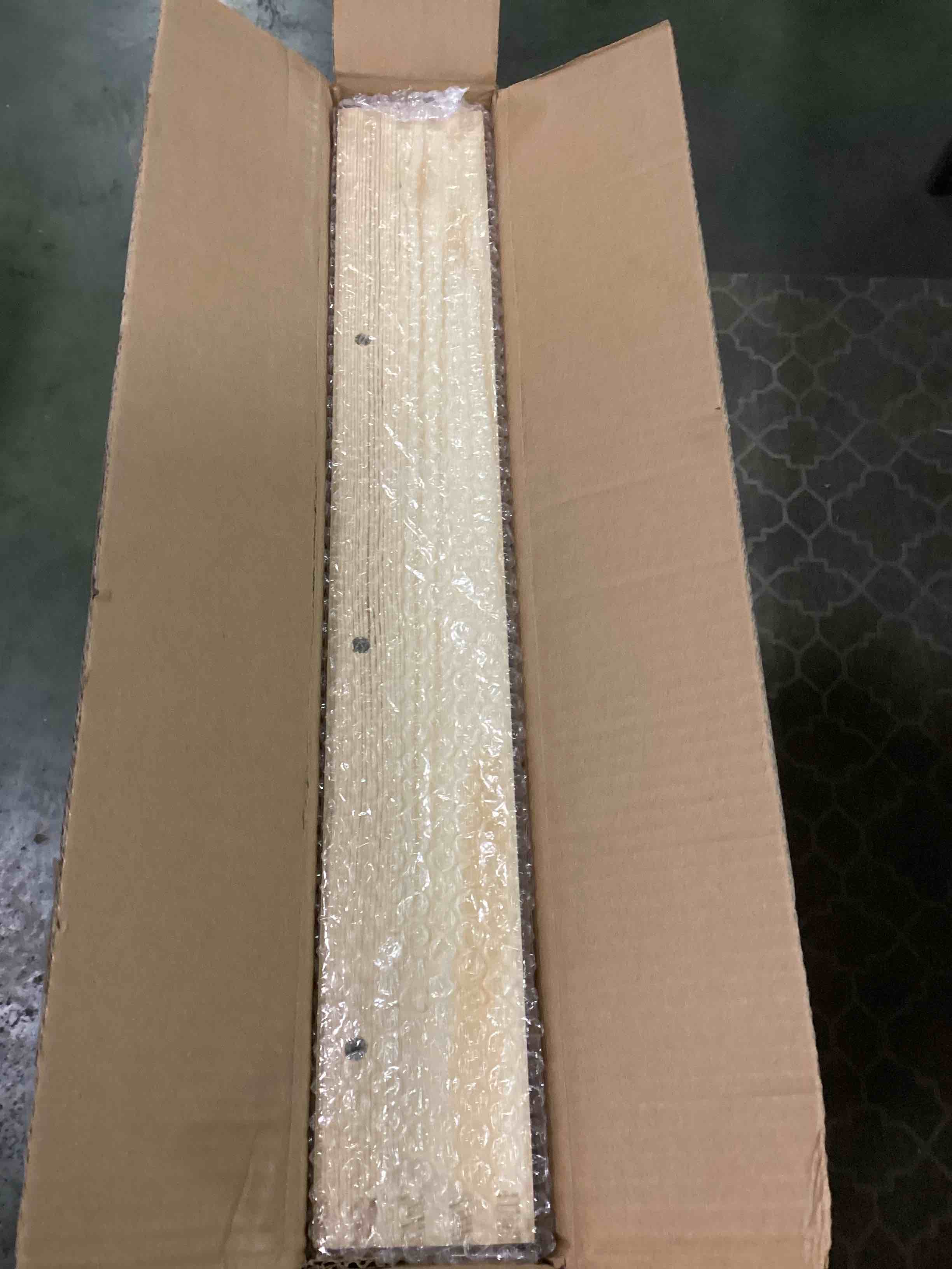 https://s3.amazonaws.com/lotting-images-prod/bidfta/TEA1752305_1733750642801.jpeg