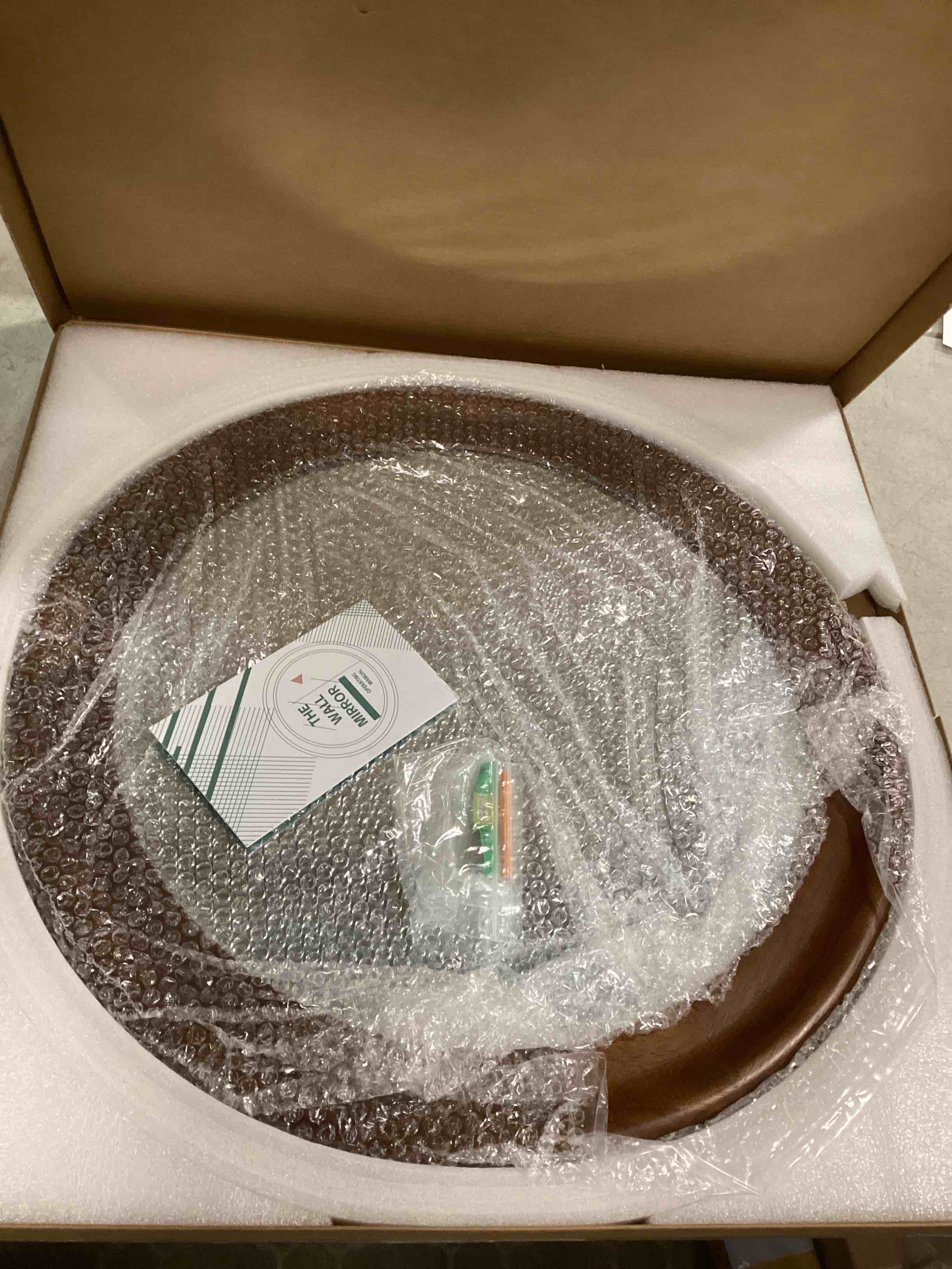 https://s3.amazonaws.com/lotting-images-prod/bidfta/TEA1752396_1733766132497.jpeg