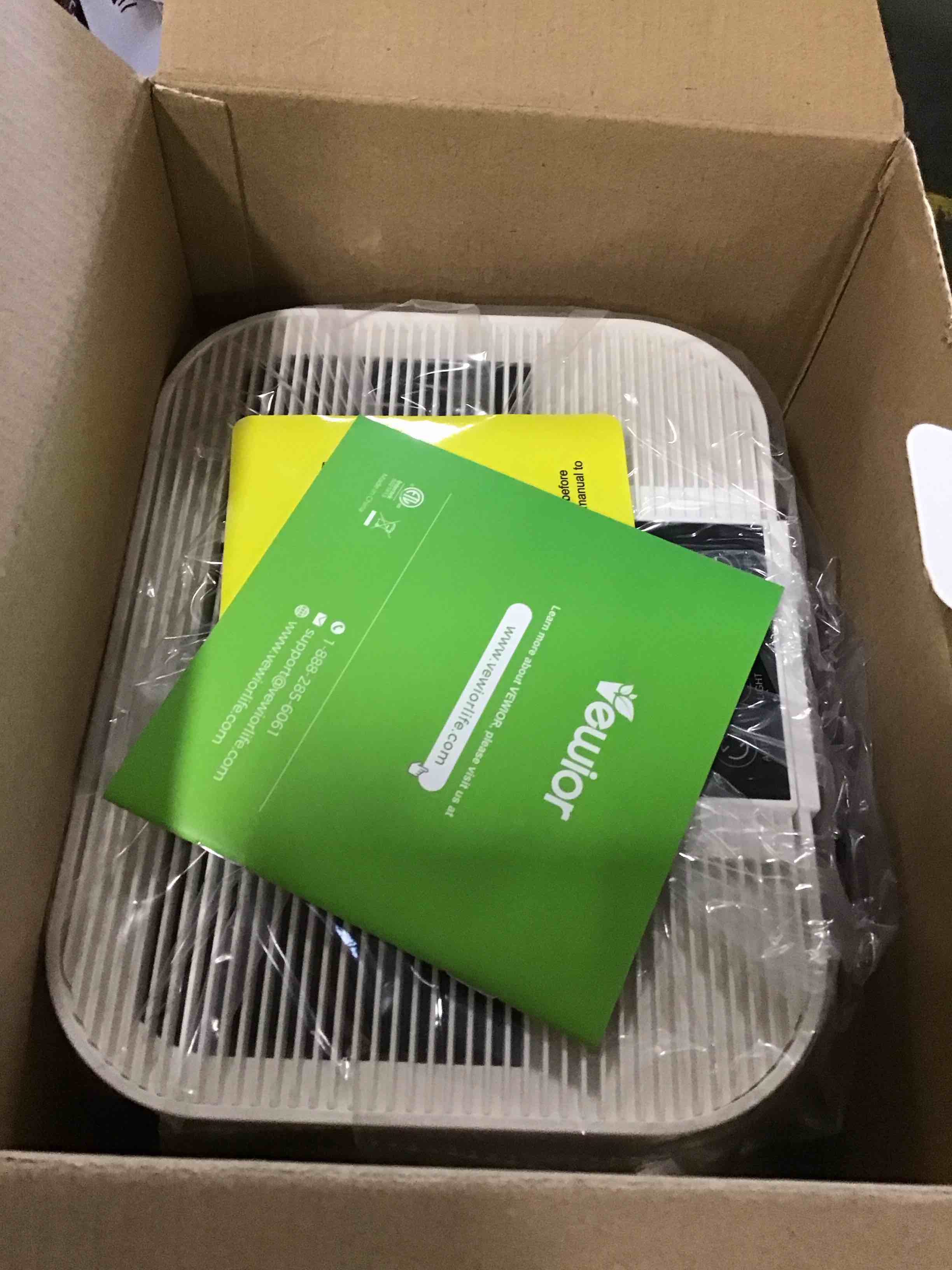 https://s3.amazonaws.com/lotting-images-prod/bidfta/TEA1754990_1732552678572.jpeg