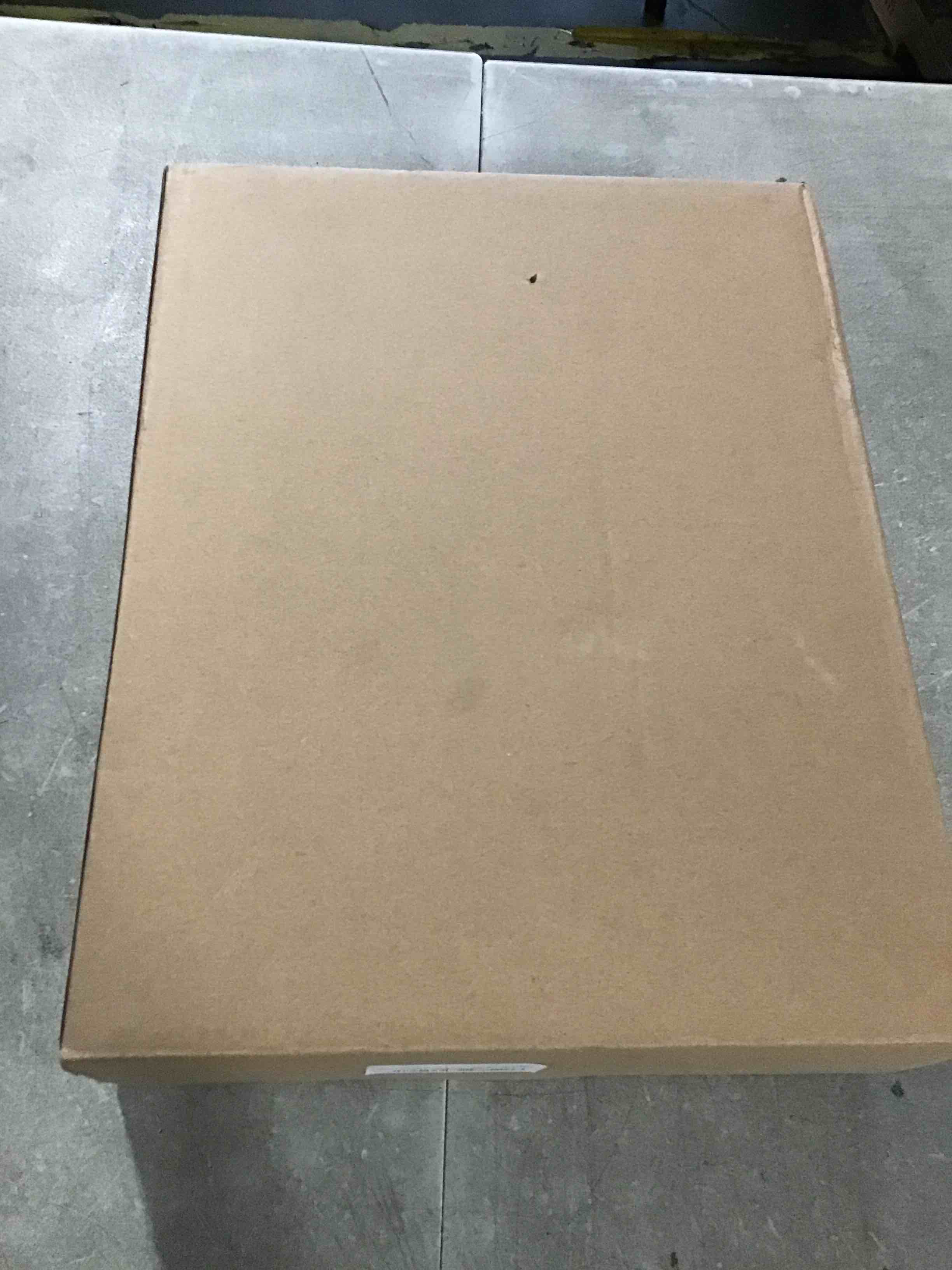 https://s3.amazonaws.com/lotting-images-prod/bidfta/TEA1755229_1732626535339.jpeg