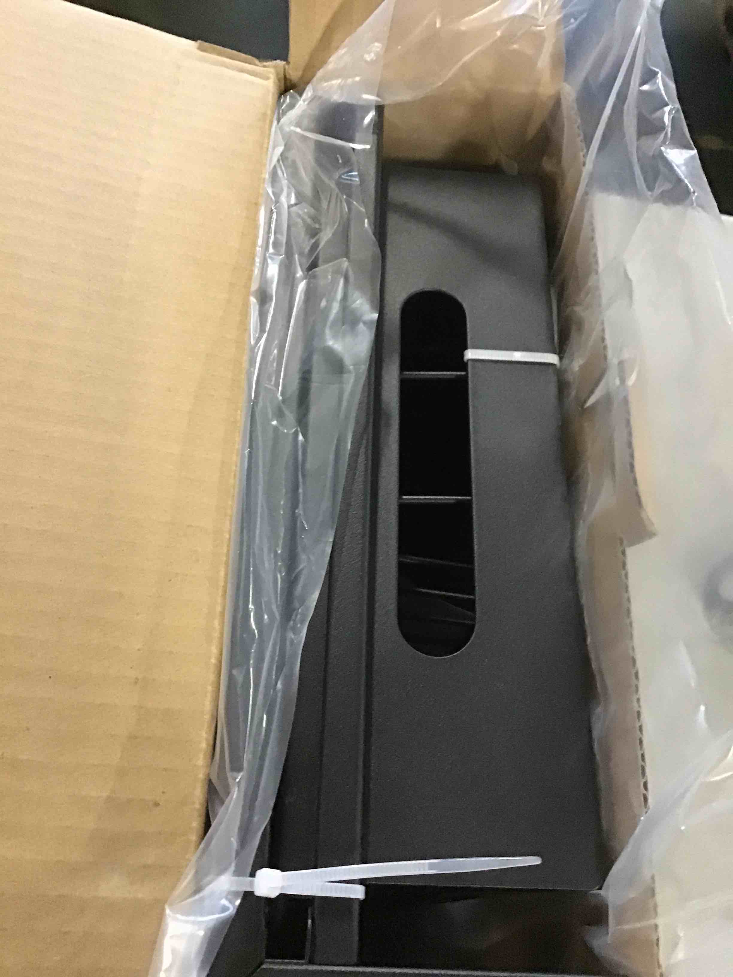 https://s3.amazonaws.com/lotting-images-prod/bidfta/TEA1755231_1732626646496.jpeg