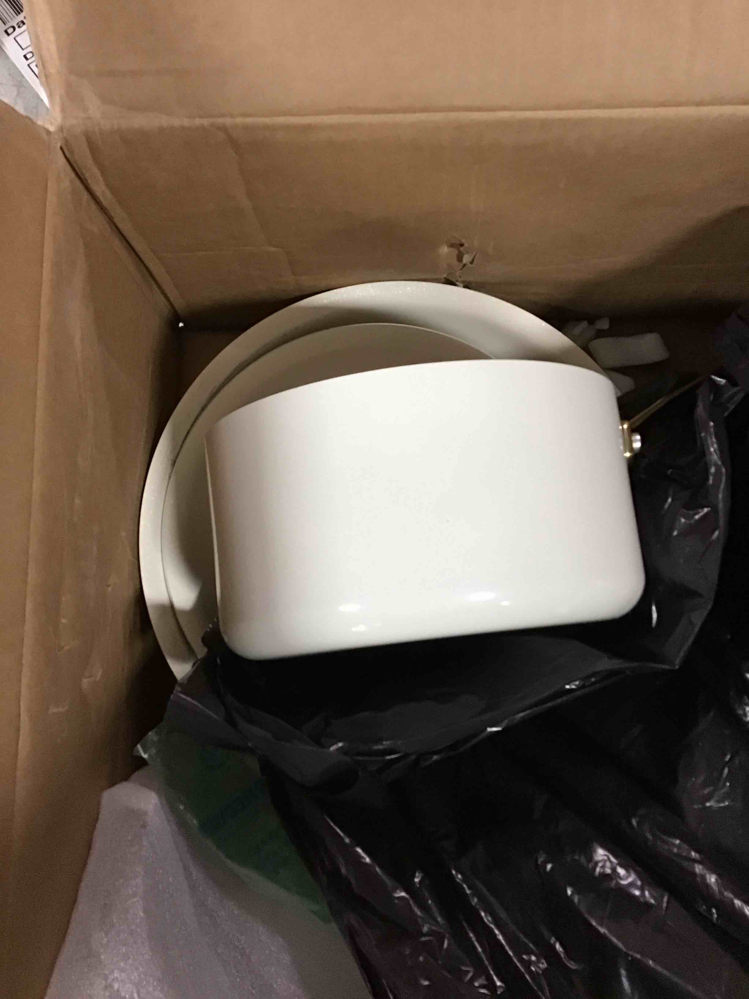 https://s3.amazonaws.com/lotting-images-prod/bidfta/TEA1757800_1734633785285.jpeg