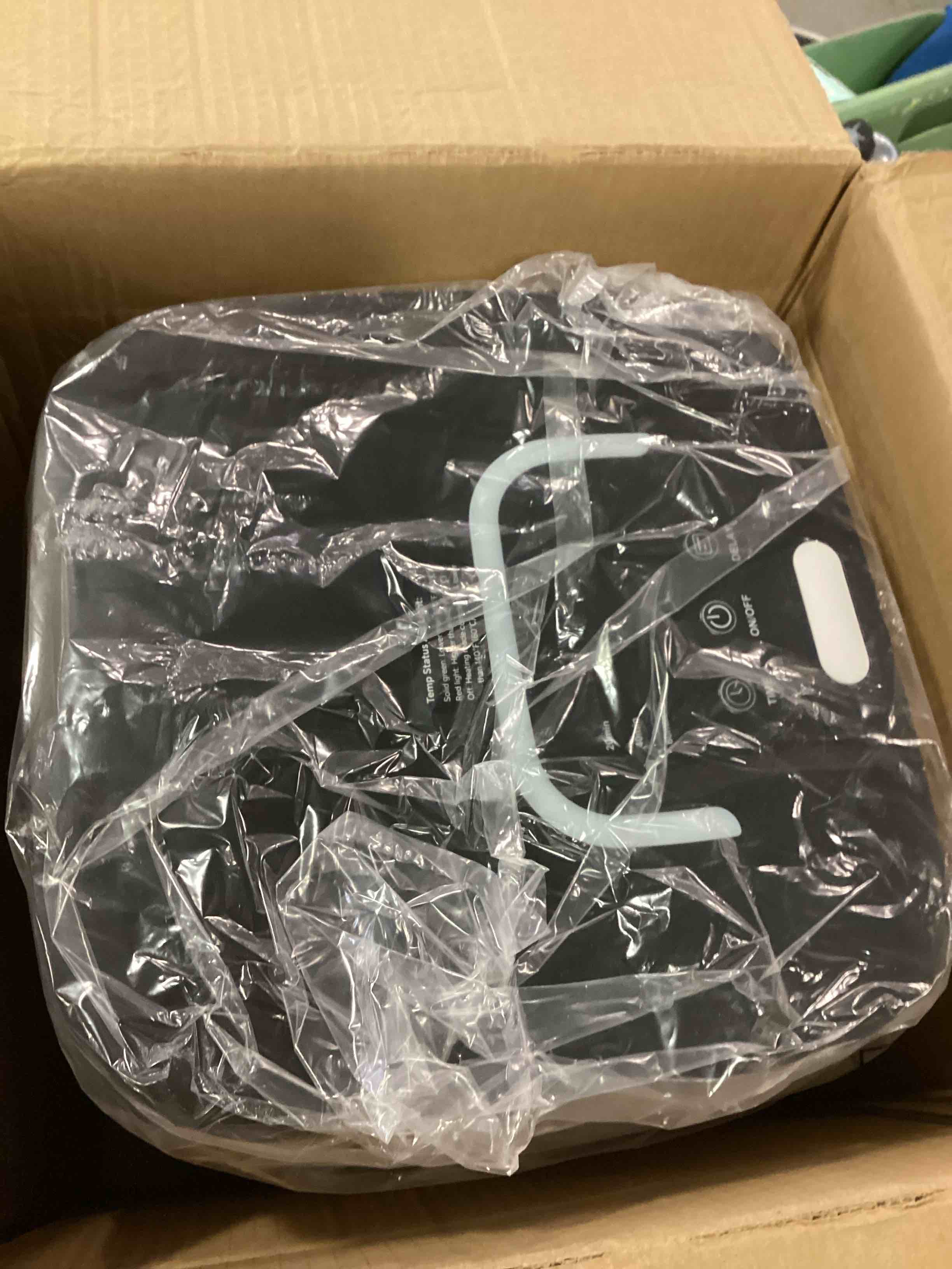 https://s3.amazonaws.com/lotting-images-prod/bidfta/TEA1758077_1734982384834.jpeg