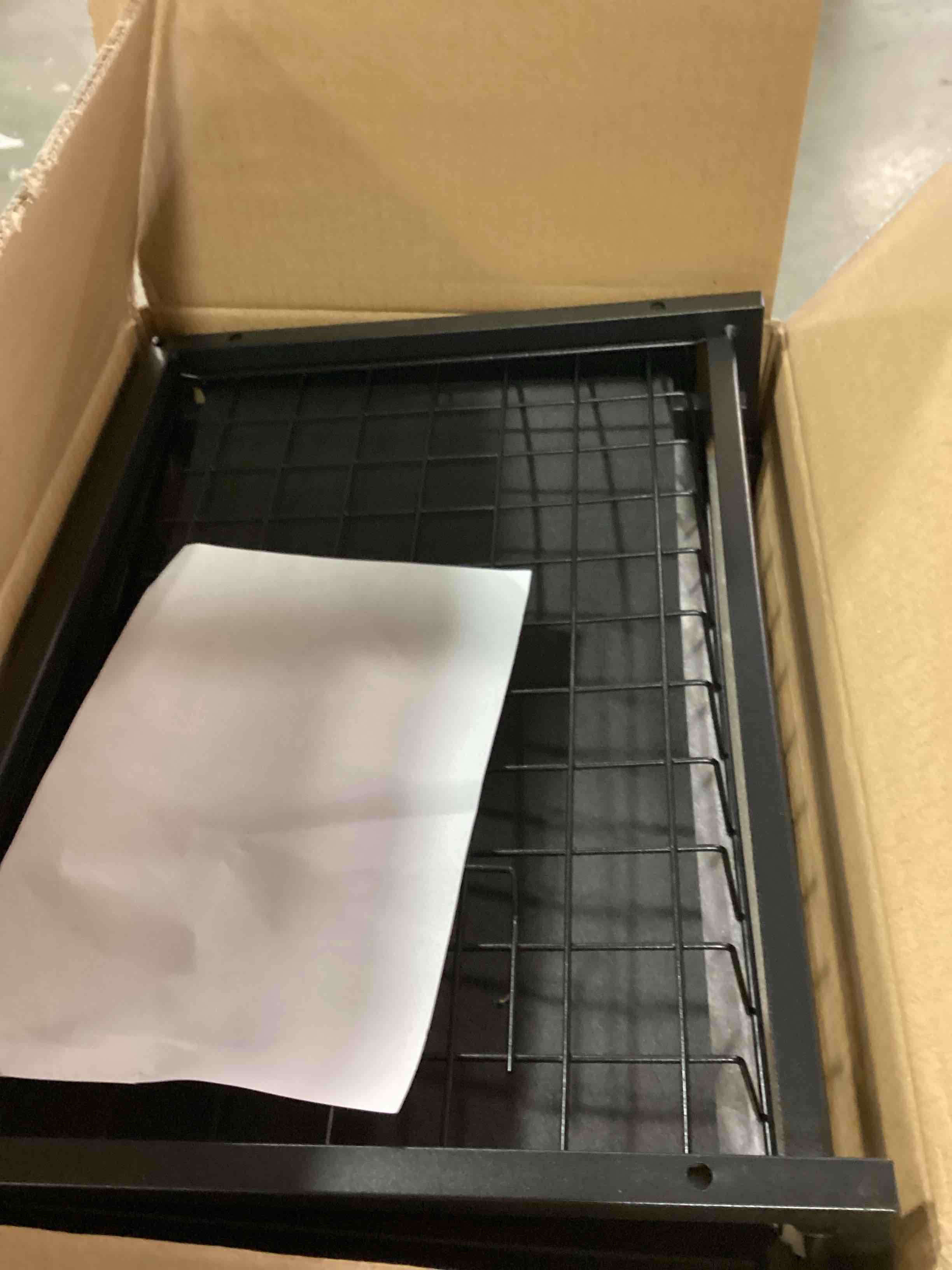 https://s3.amazonaws.com/lotting-images-prod/bidfta/TEA1758414_1735839484455.jpeg