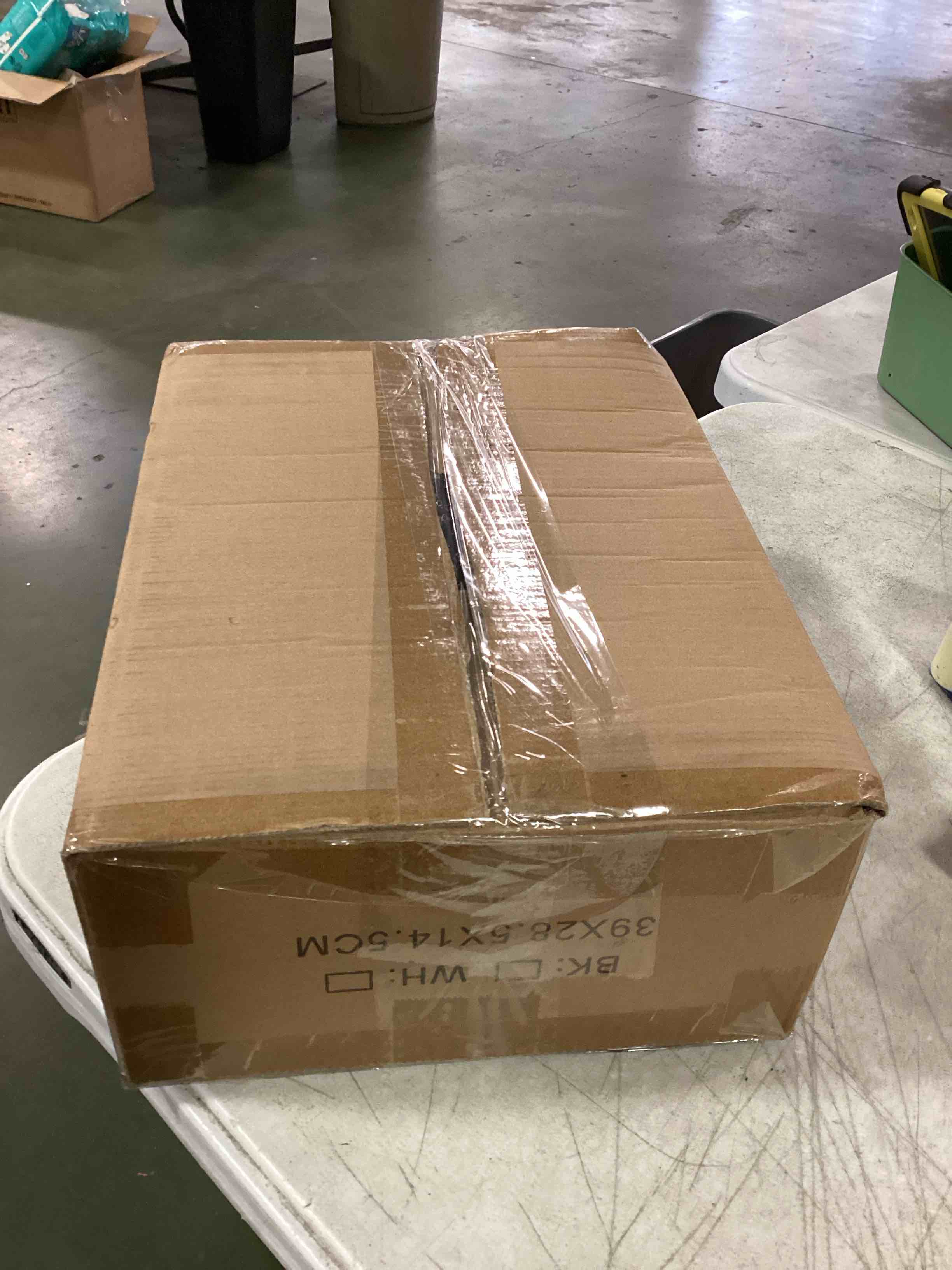 https://s3.amazonaws.com/lotting-images-prod/bidfta/TEA1758414_1735839504803.jpeg