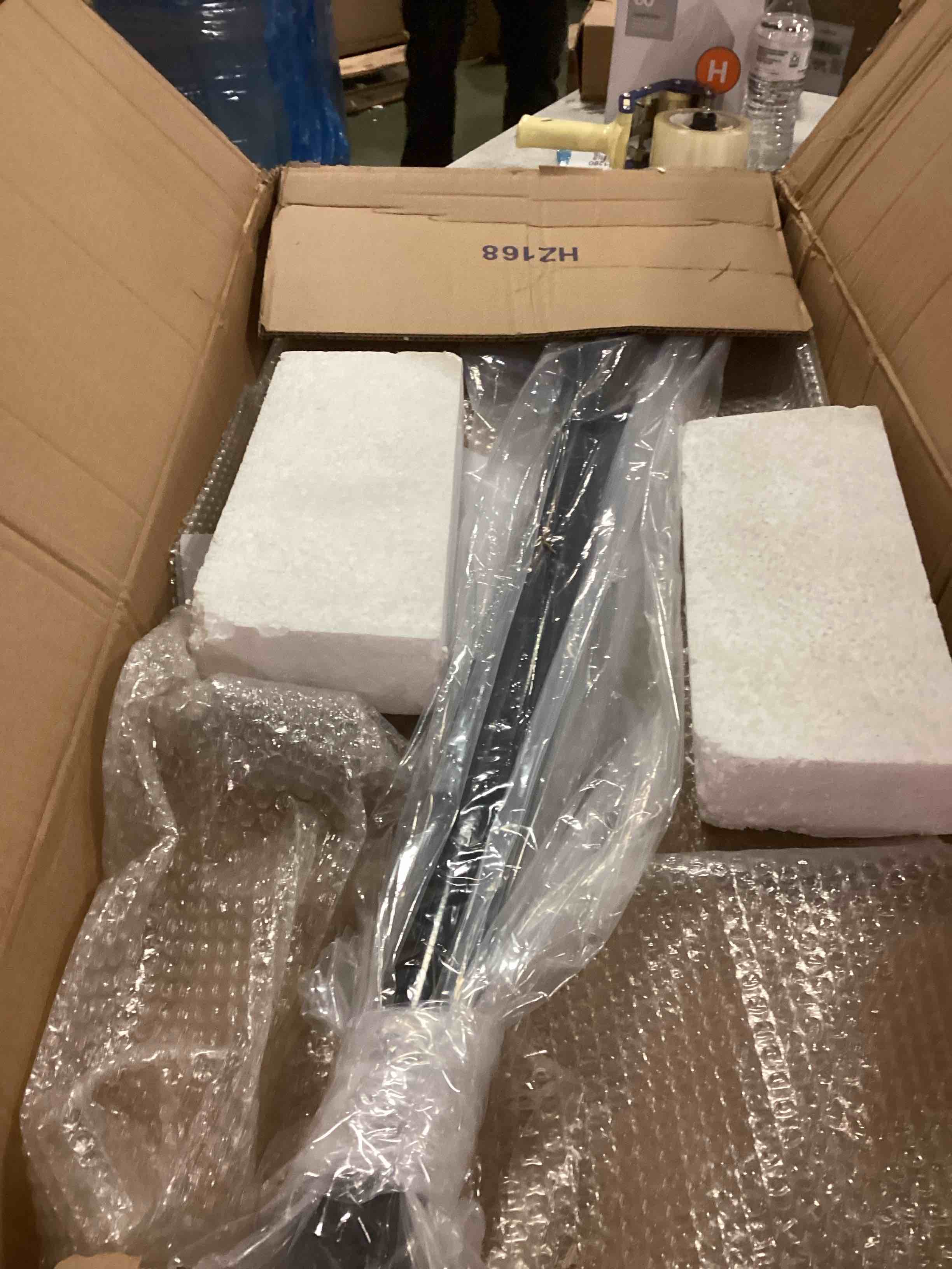 https://s3.amazonaws.com/lotting-images-prod/bidfta/TEA1758918_1736426688399.jpeg
