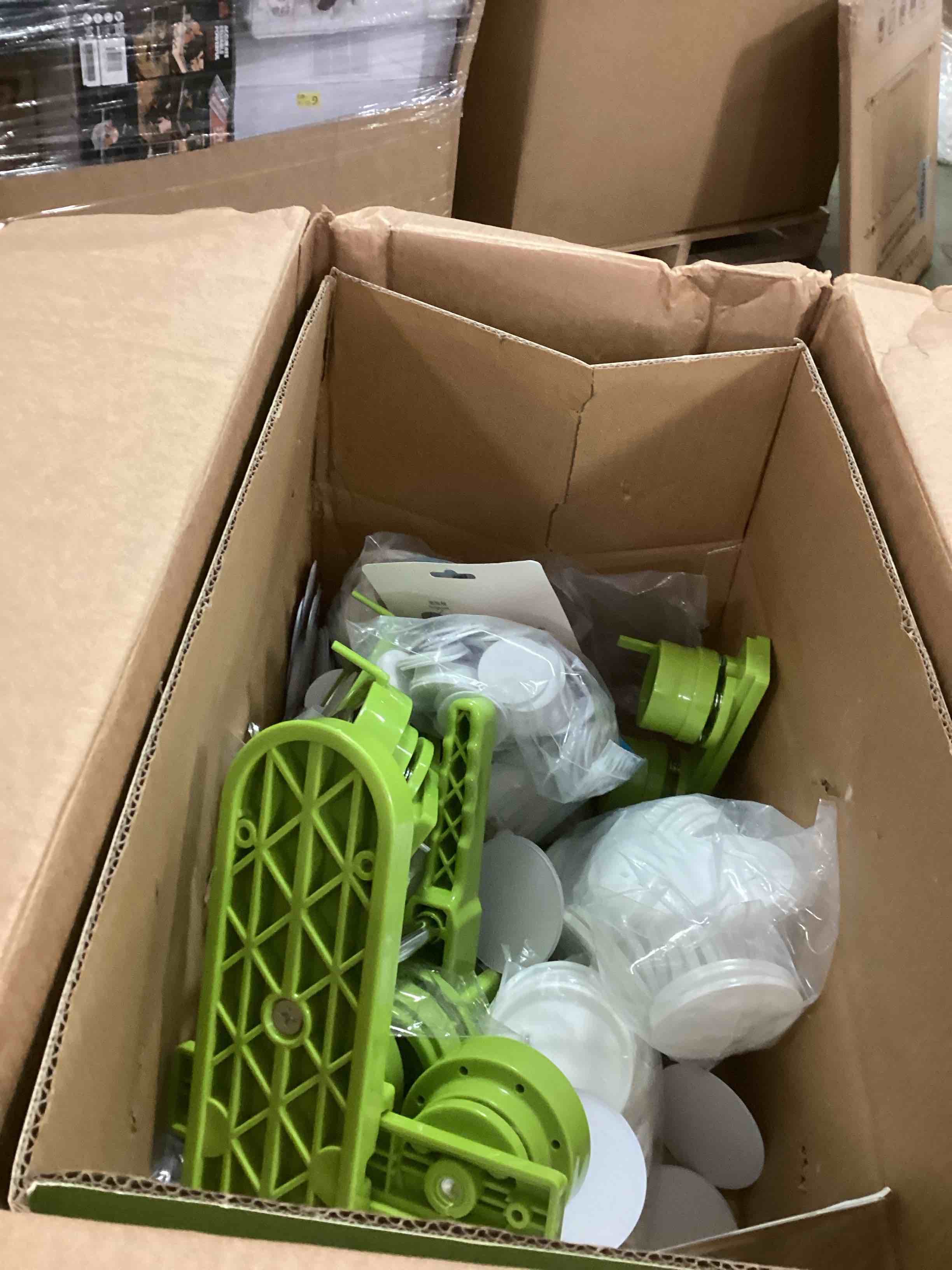 https://s3.amazonaws.com/lotting-images-prod/bidfta/TEA1758969_1736434492983.jpeg