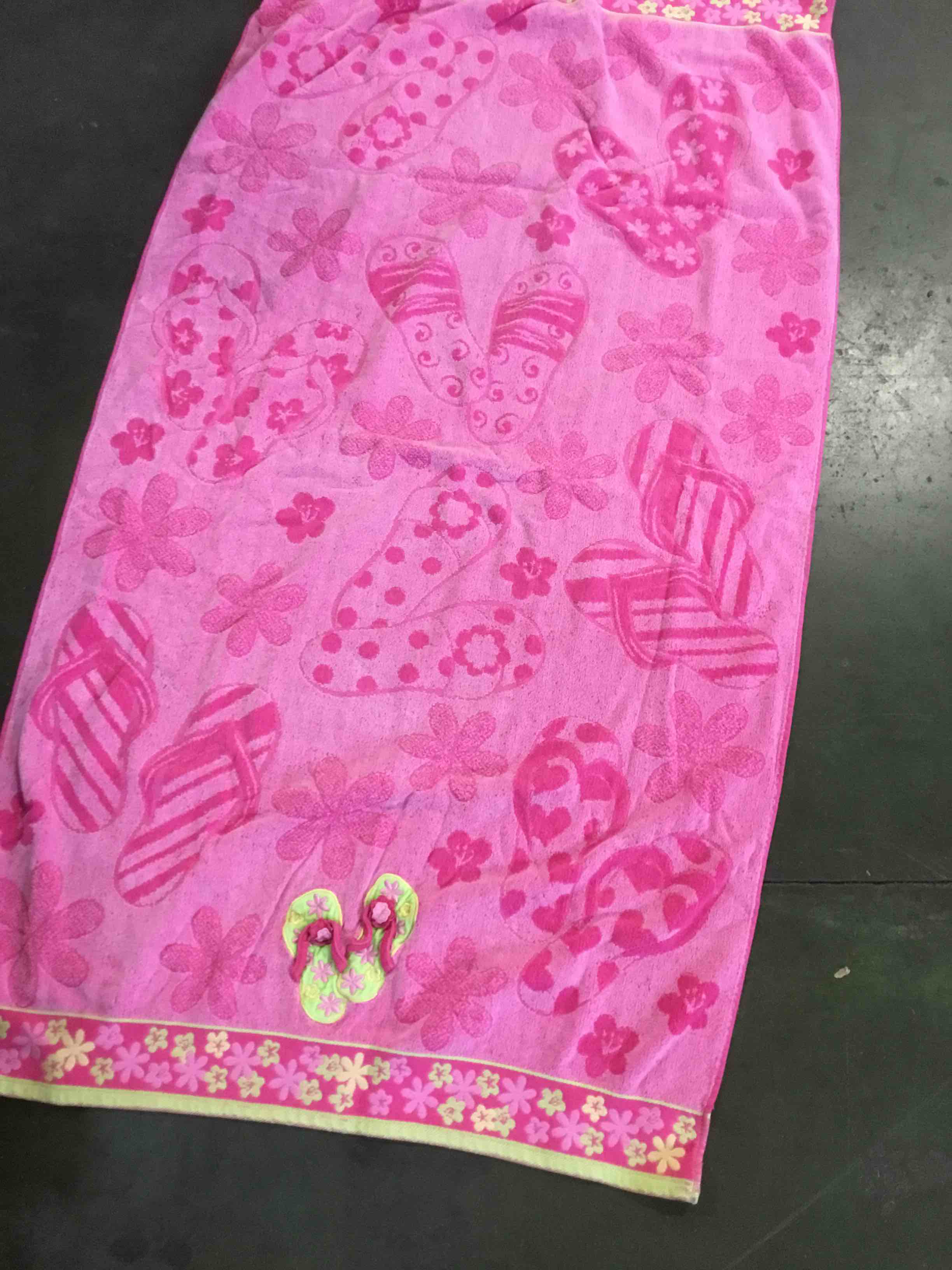 Pink cotton beach towel with sandal design Size 27” x 54” 