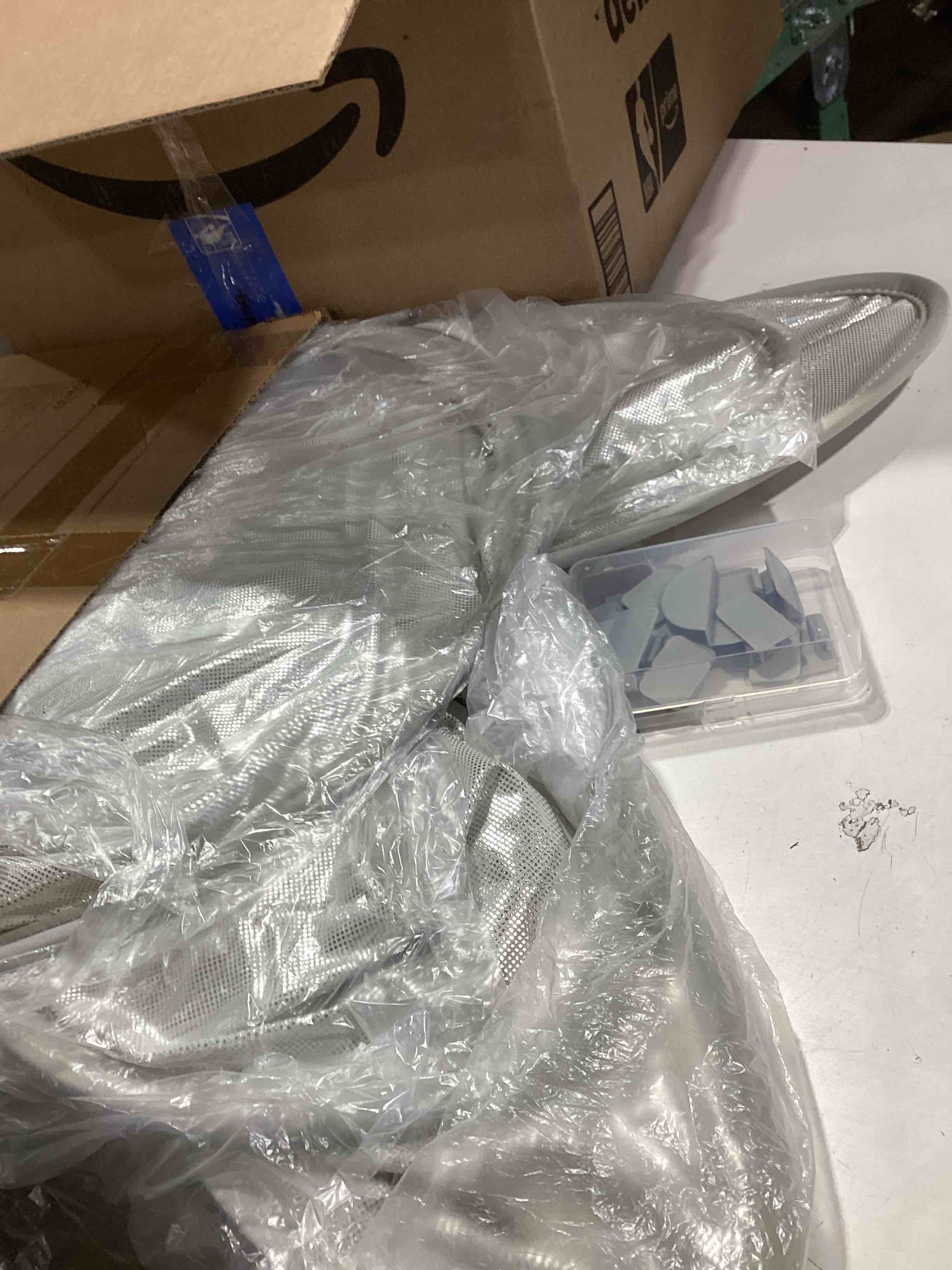 Condition photo showing Good Condition for Roof Sunshades for Tesla Model 3 2023, Upgraded Sunroof Shade Sunshade Roof Sun Shade for Tesla Model 3 Accessories 2021-2023 (Ice White)