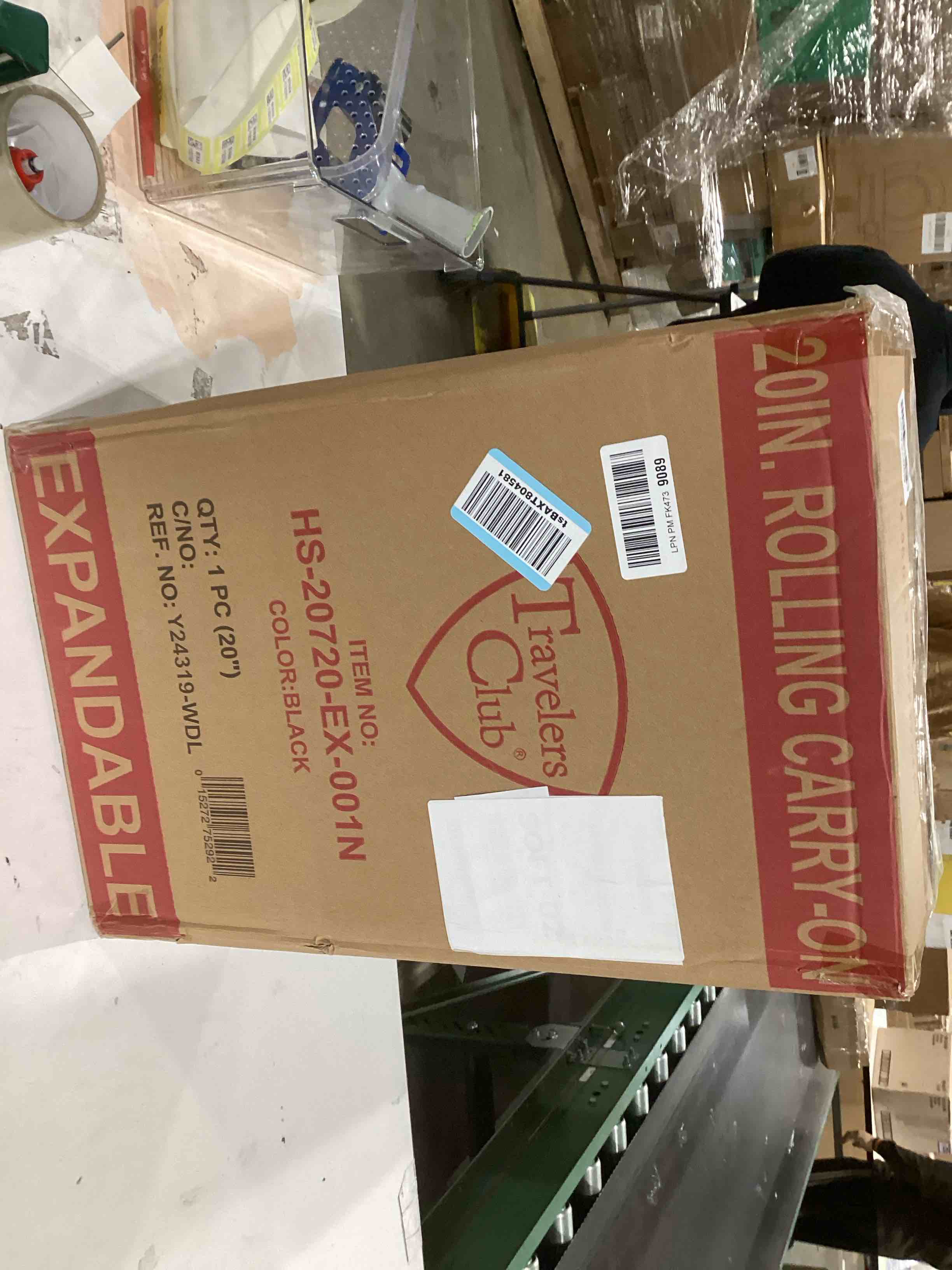 Travelers Club Chicago Hardside Expandable Spinner Luggage, Black, 20" Carry-On