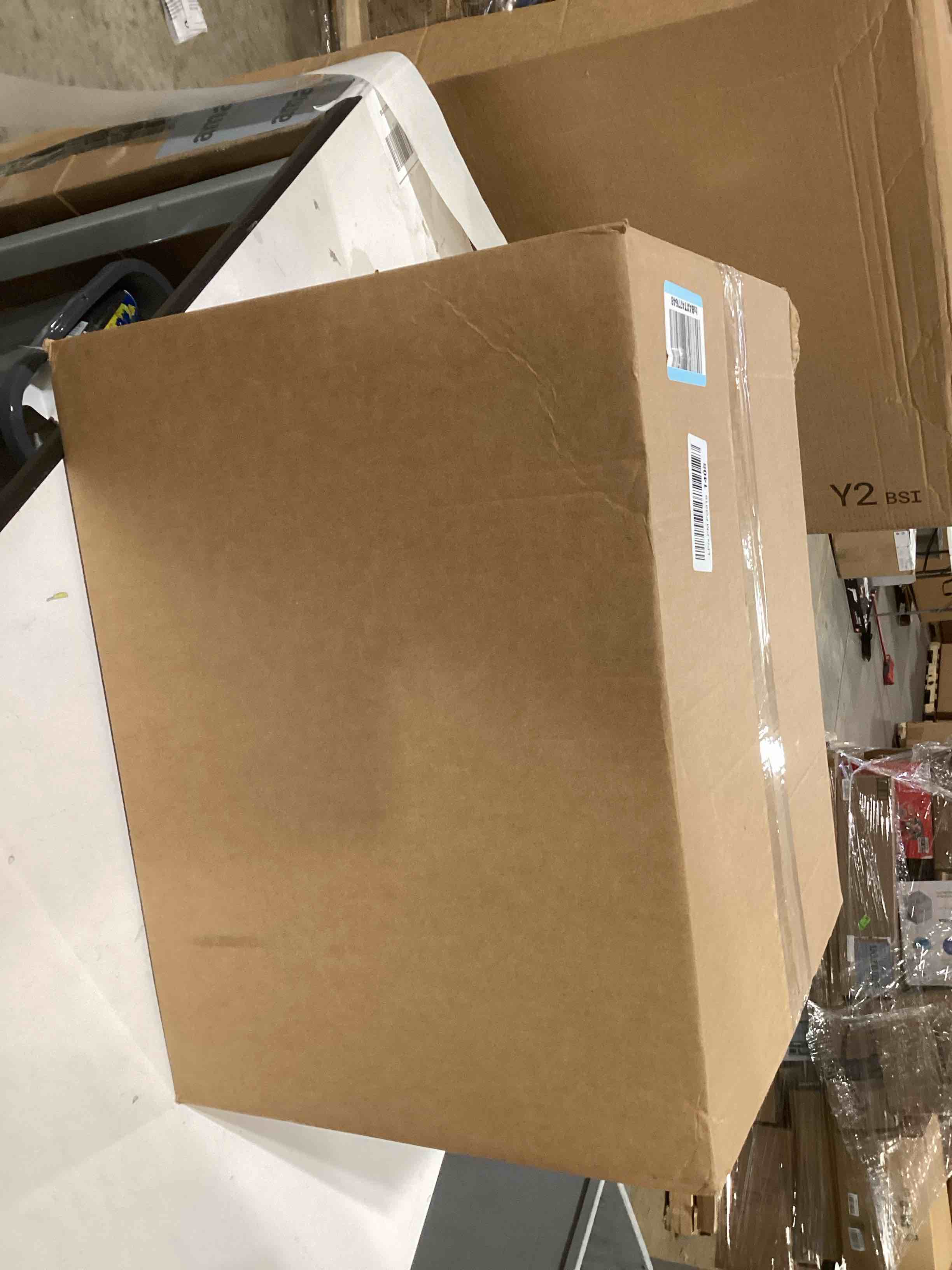 Condition photo showing As Is for Granite Roaster Pan, 19” Enameled Roasting Pan with Domed Lid. Oval Turkey Roaster Pot, Broiler Pan Great for Turkey, Chicken, Lamb, Vegetable. Dishwasher Safe Cookware Fit for 20Lb Turkey by Kendane