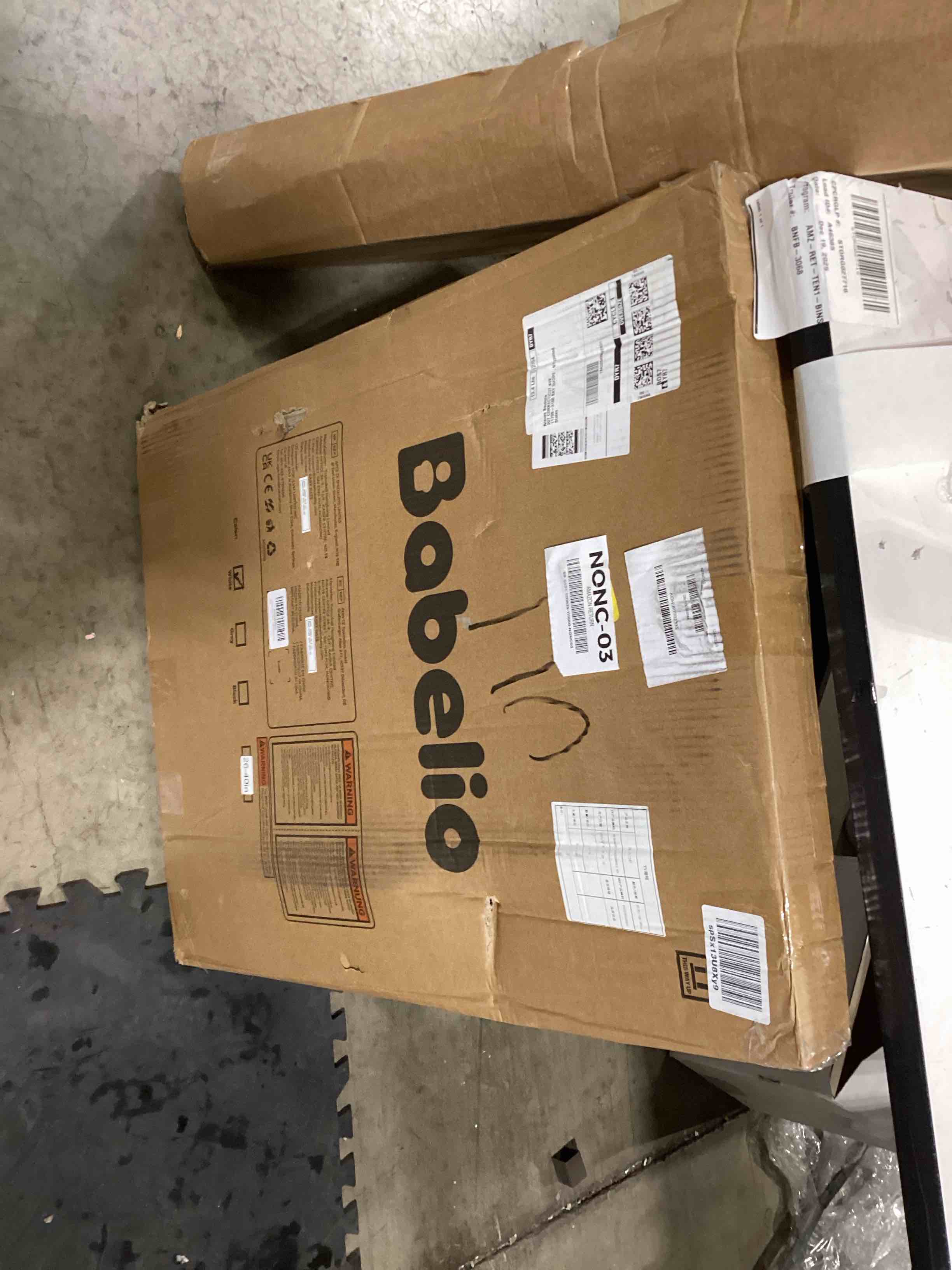 Condition photo showing Good Condition for Babelio Baby Gate for Doorways and Stairs, 26''-40'' Auto Close Dog/Puppy Gate, Easy Install, Pressure Mounted, No Drilling, fits for Narrow and Wide Doorways, Safety Gate w/Door for Child and Pets