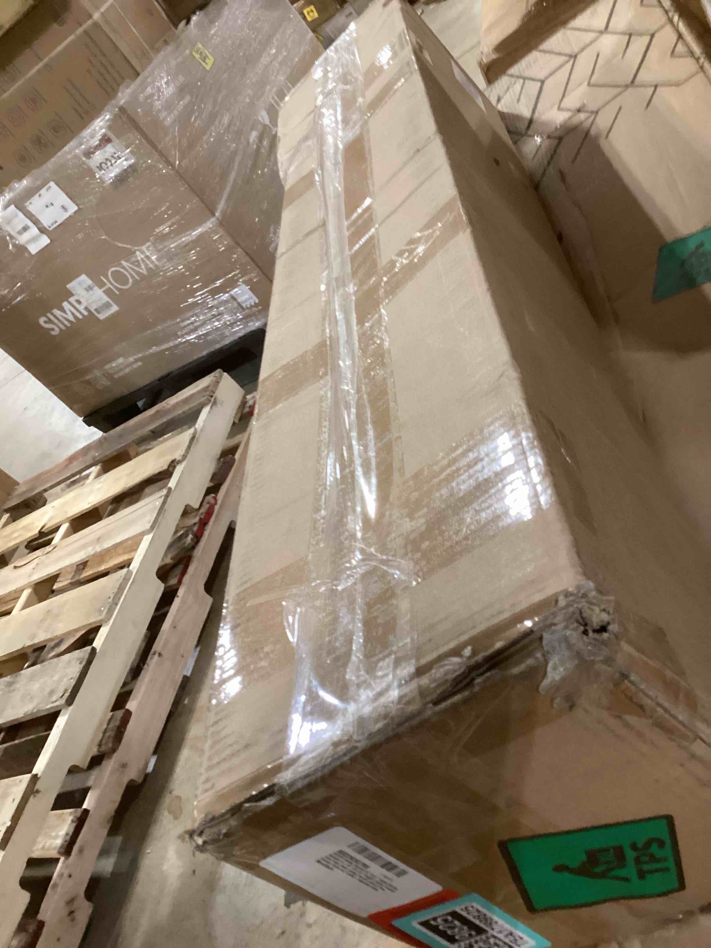 Condition photo showing Good Condition for VEVOR Safety Bollard 42"x4.5" Safety Barrier Bollard 4-1/2" OD 42" Height Yellow Powder Coat Pipe Steel Safety Barrier with 4 Free Anchor Bolts for Traffic-Sensitive Area